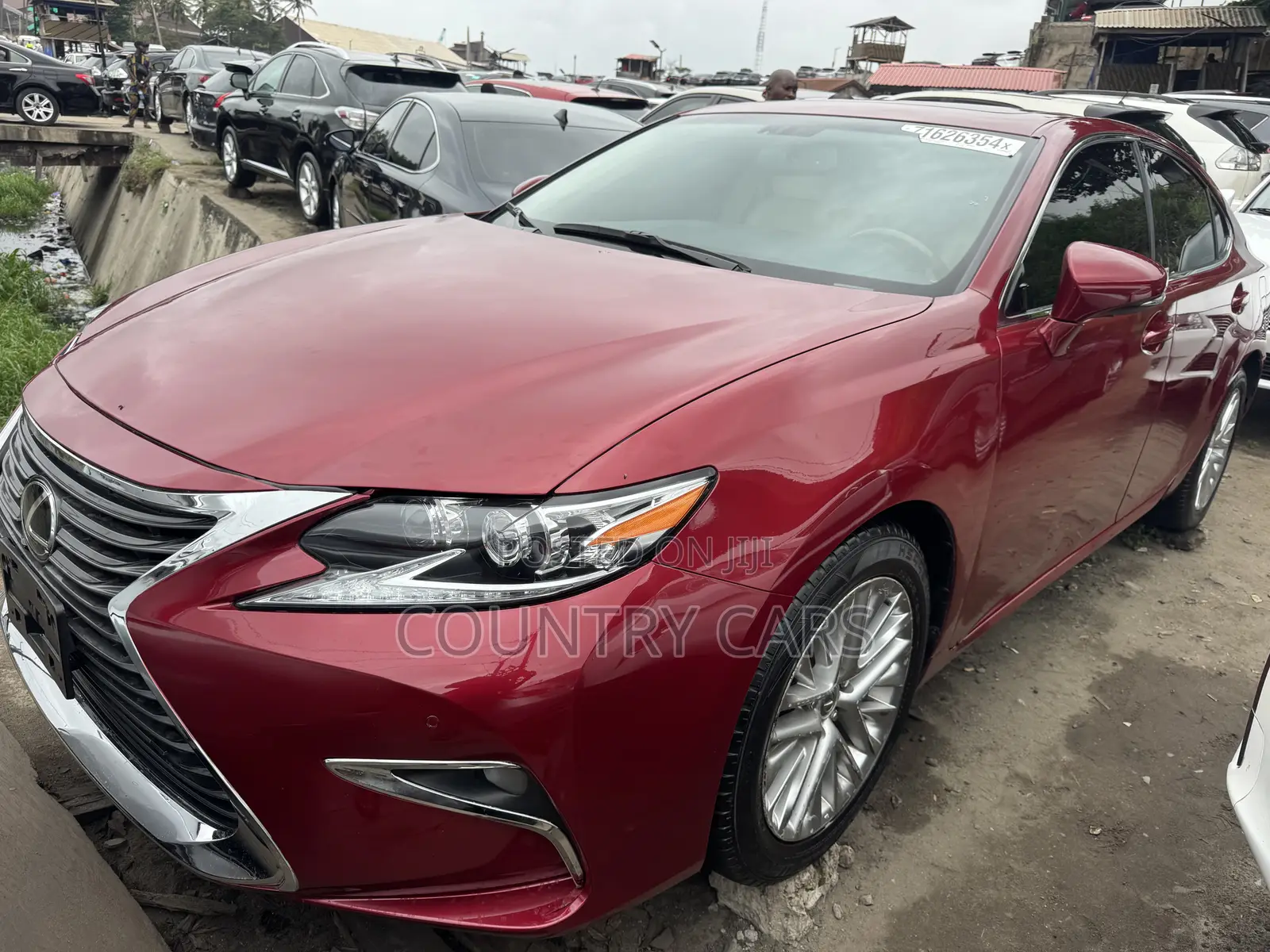Lexus ES 350 FWD 2013 Red