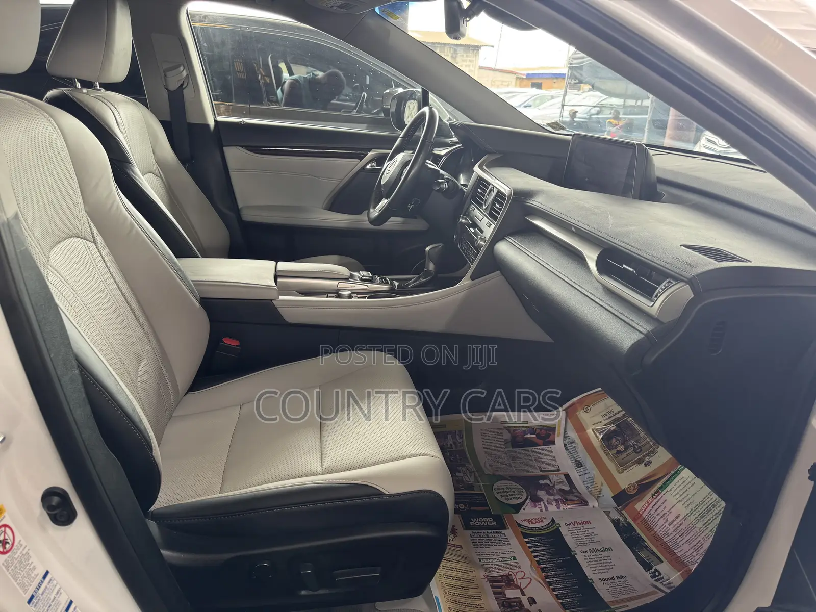 Lexus RX 350 FWD 2019 White