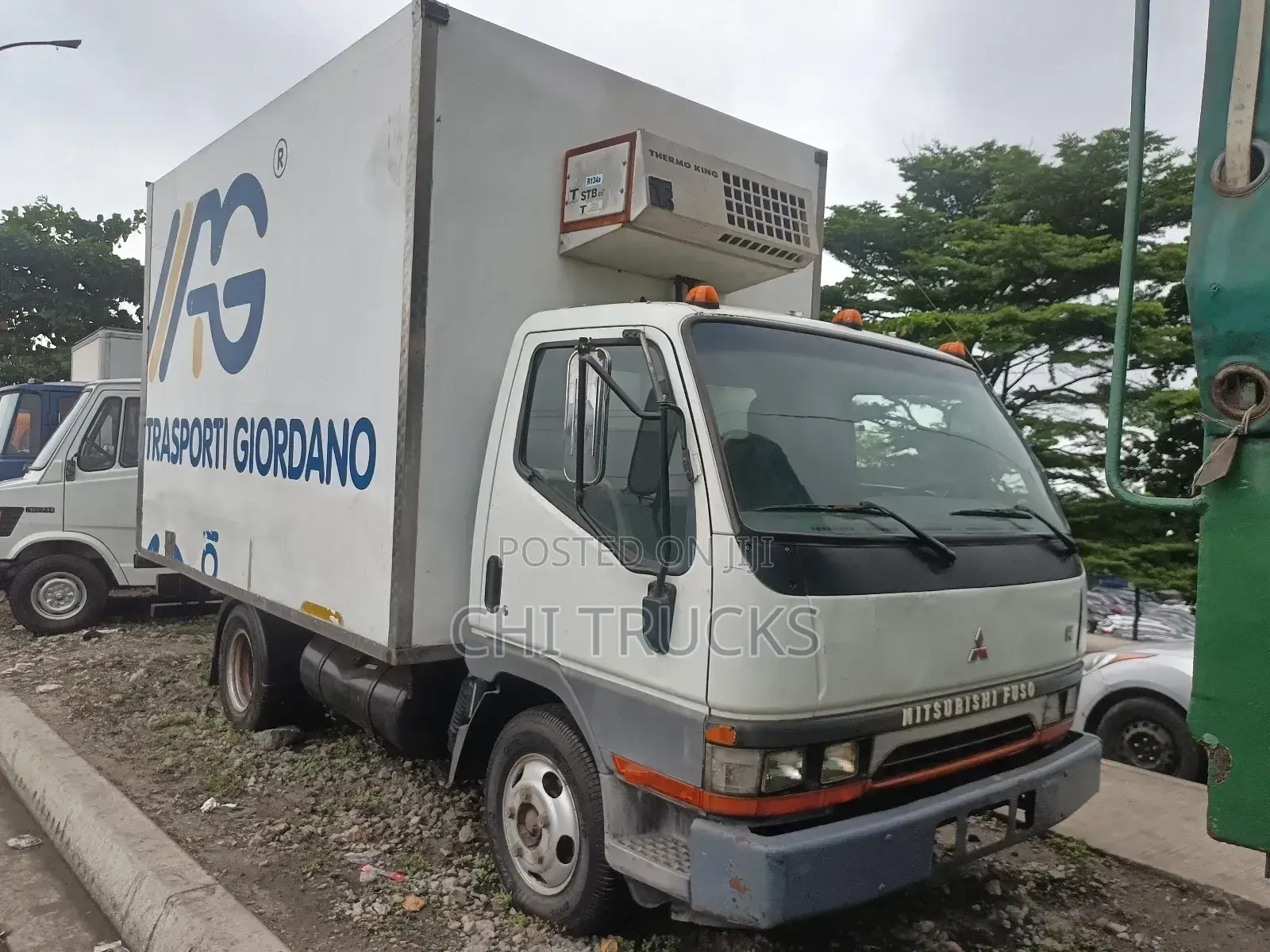 Mitsubishi Fuso Cooling Truck