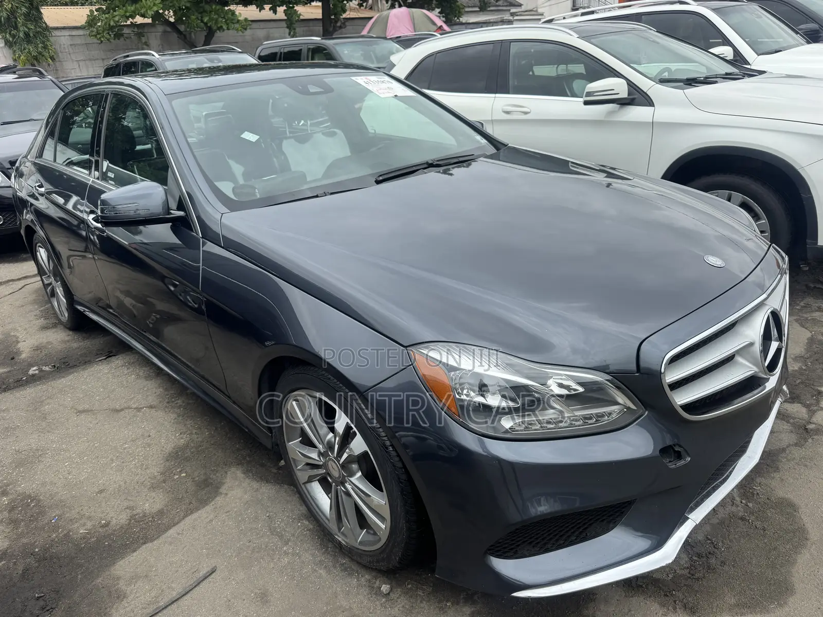 Mercedes-Benz E350 Base 4Matic Sedan AWD (3.5L 6cyl 7A) 2014 Gray