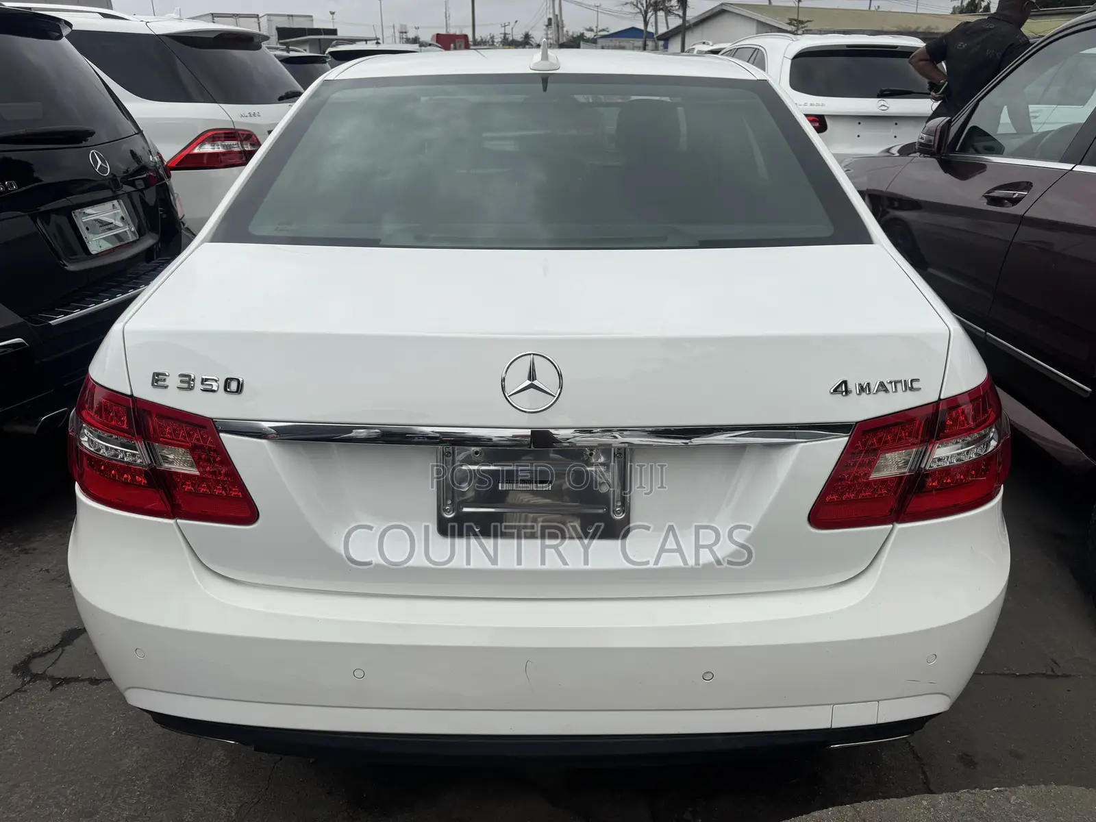 Mercedes-Benz E350 Base 4Matic Sedan AWD (3.5L 6cyl 7A) 2013 White
