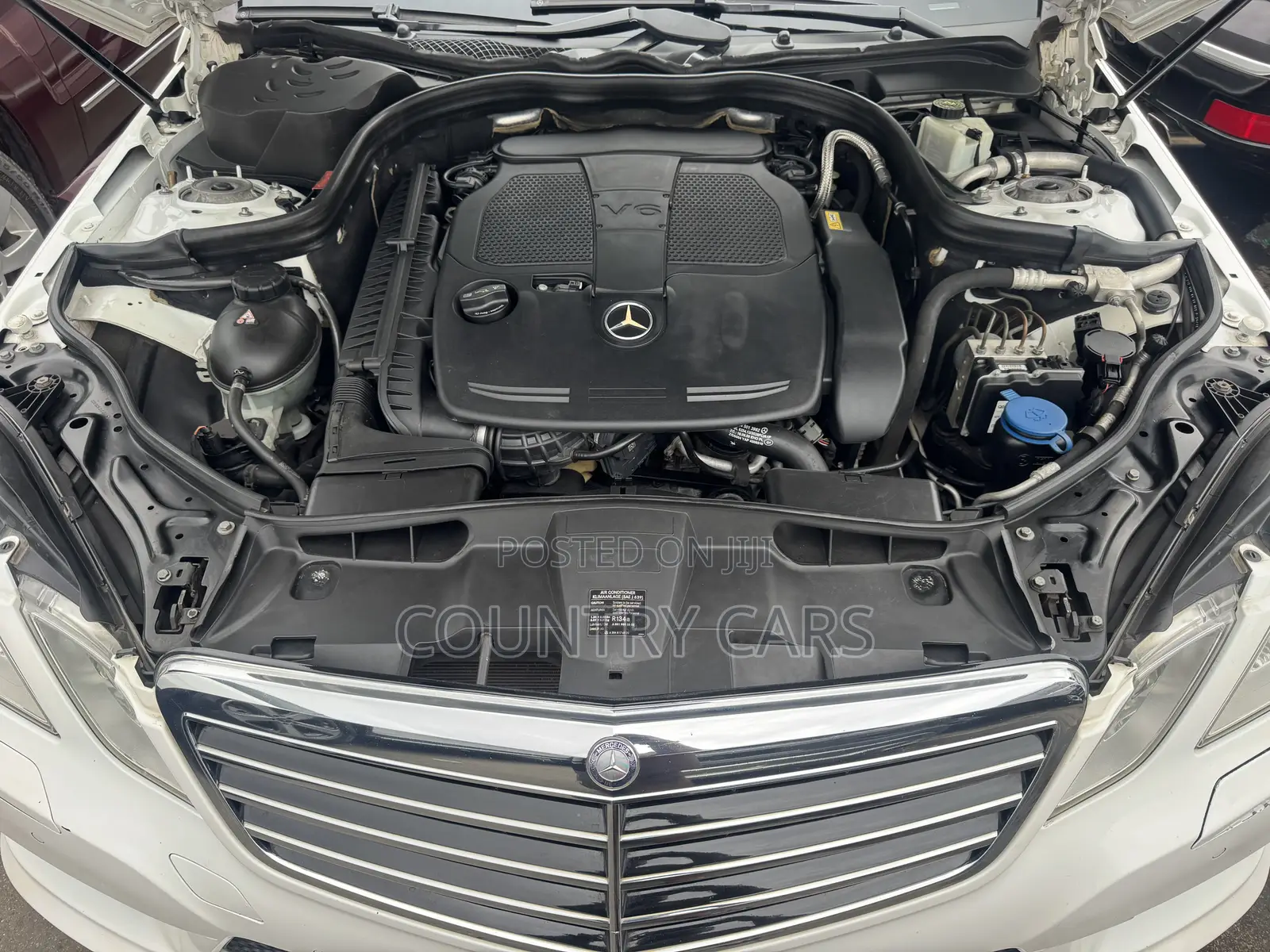 Mercedes-Benz E350 Base 4Matic Sedan AWD (3.5L 6cyl 7A) 2013 White