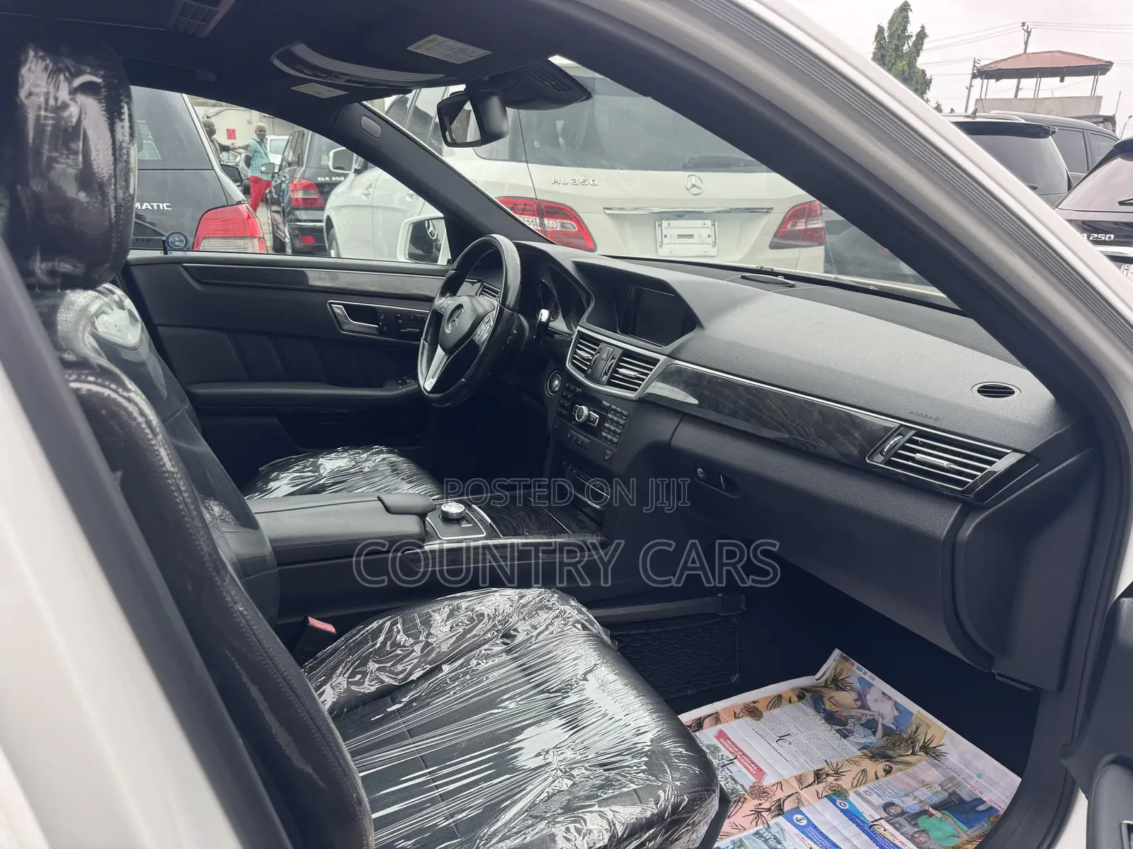 Mercedes-Benz E350 Base 4Matic Sedan AWD (3.5L 6cyl 7A) 2013 White