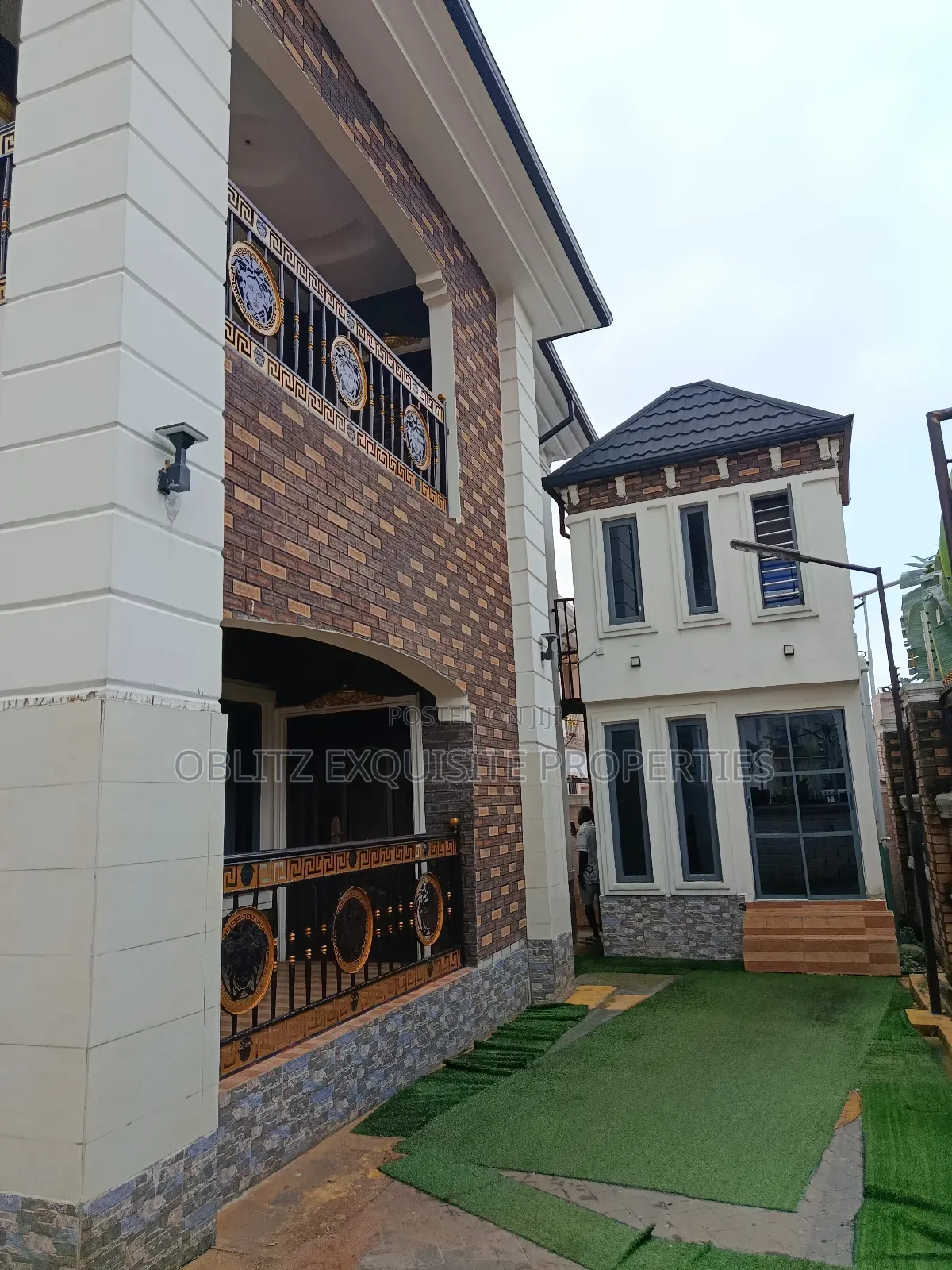 4bdrm Duplex in Owerri for sale