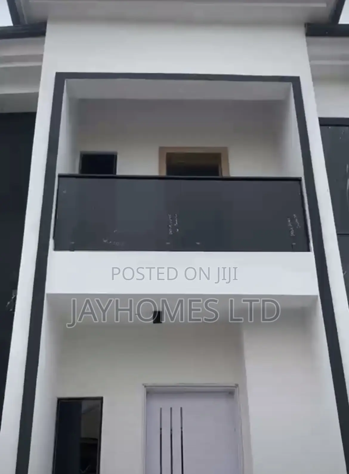 Luxury 5 Bedroom Duplex in Nta Asaba for Sale