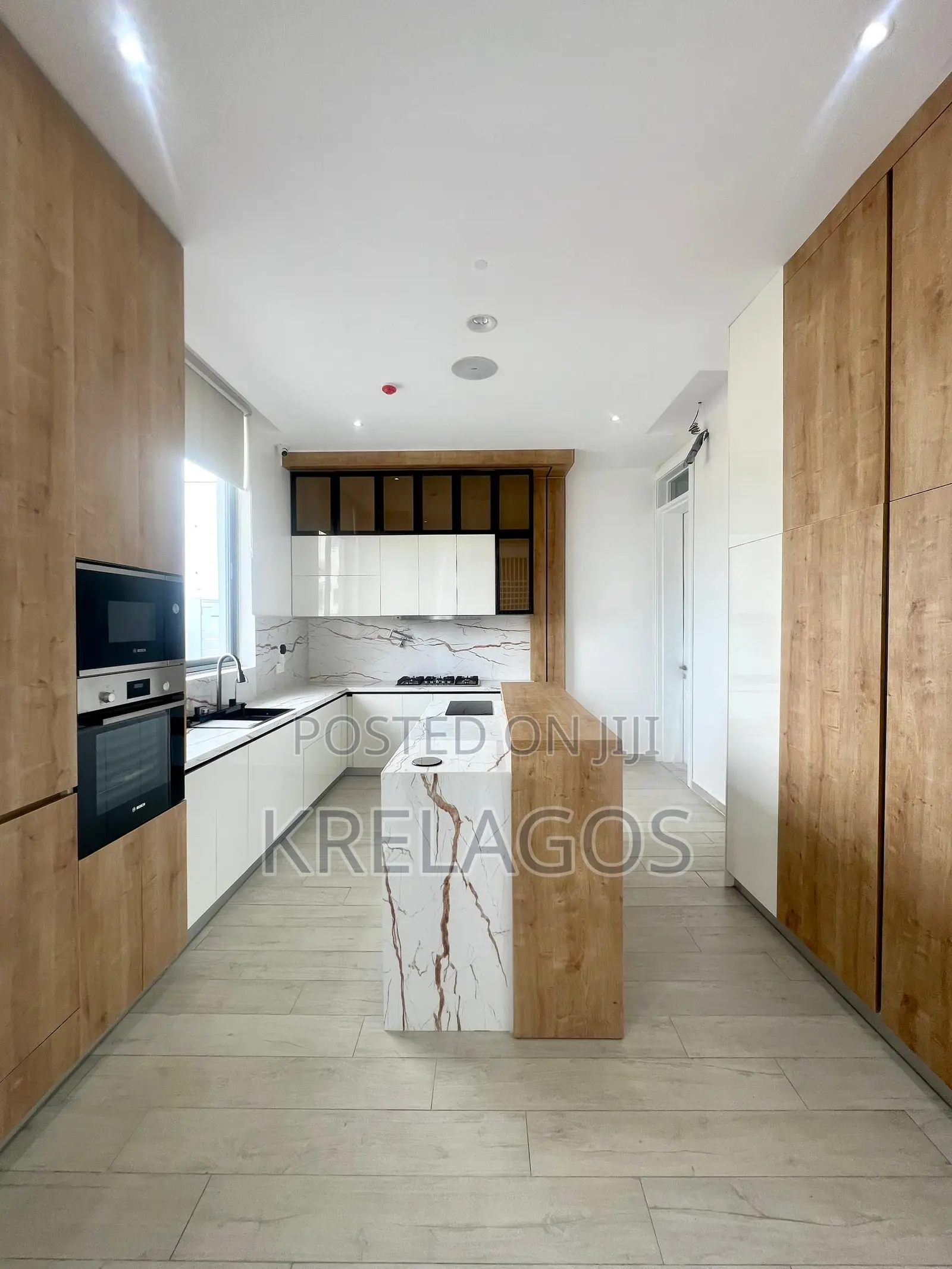 5bdrm Duplex in Ikate for sale