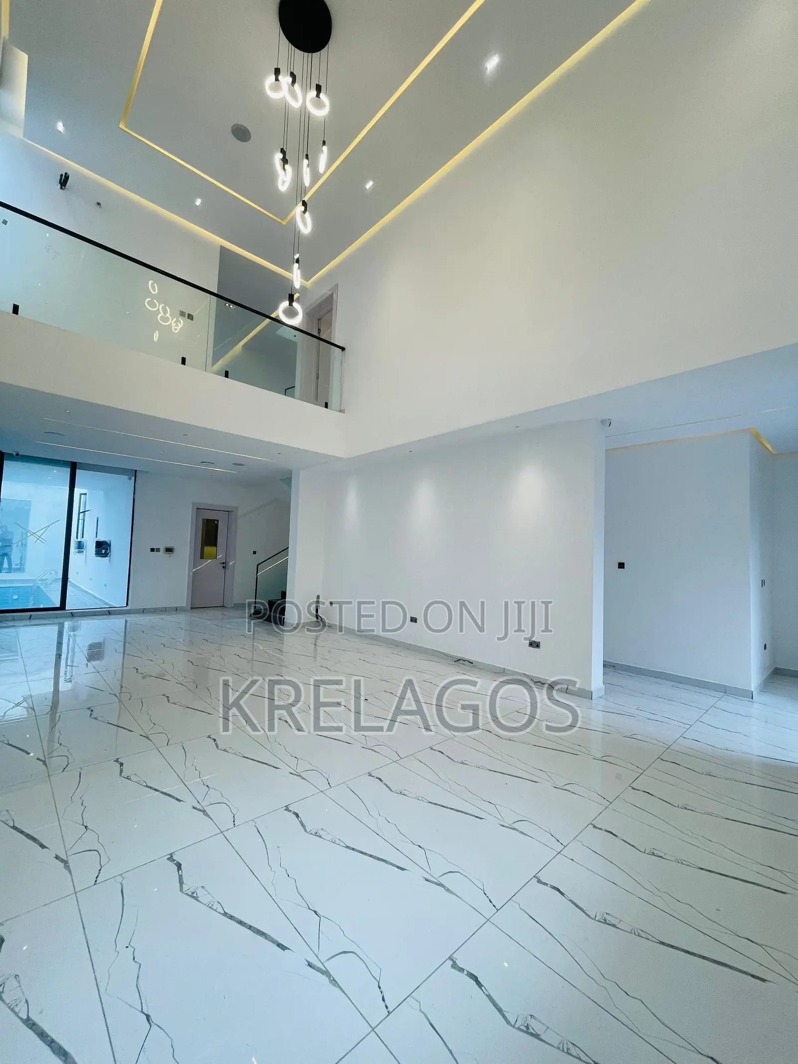 5bdrm Duplex in Lekki Phase 1 for sale