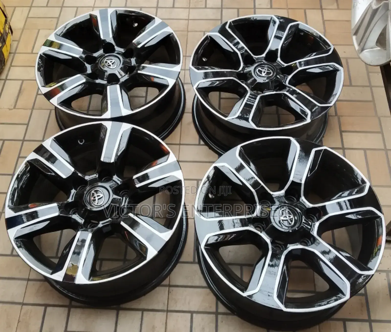 17 Inches Alloyed Wheel Rim for Toyota Land Cruiser Prado