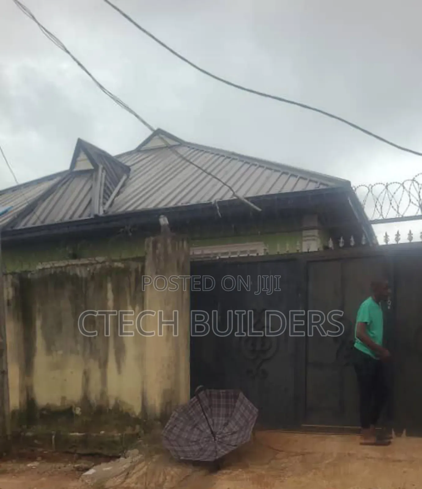 6bdrm Bungalow in Benin City for sale