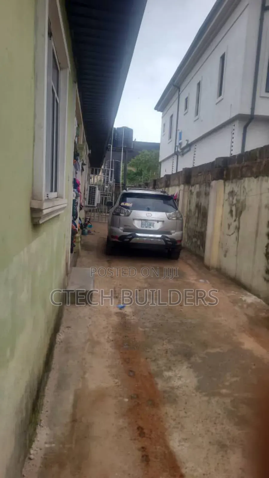 6bdrm Bungalow in Benin City for sale