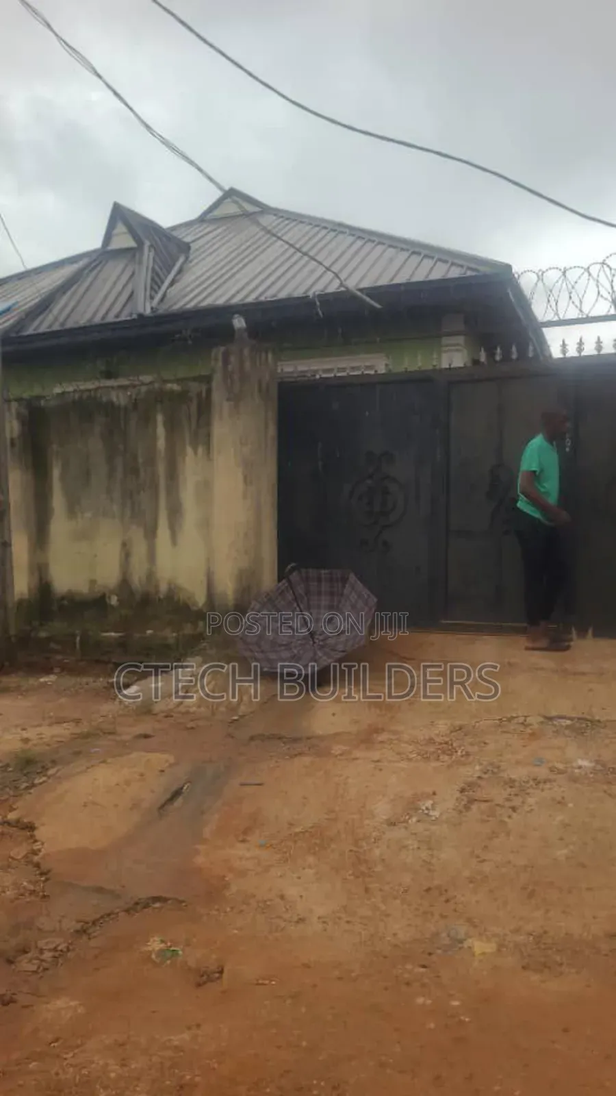 6bdrm Bungalow in Benin City for sale