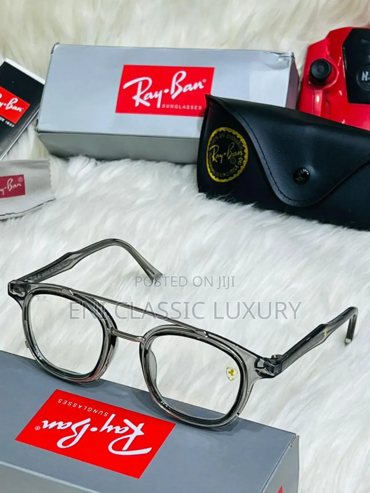 Classic Luxury Men's Eyewear Collection Rayban Well Branded