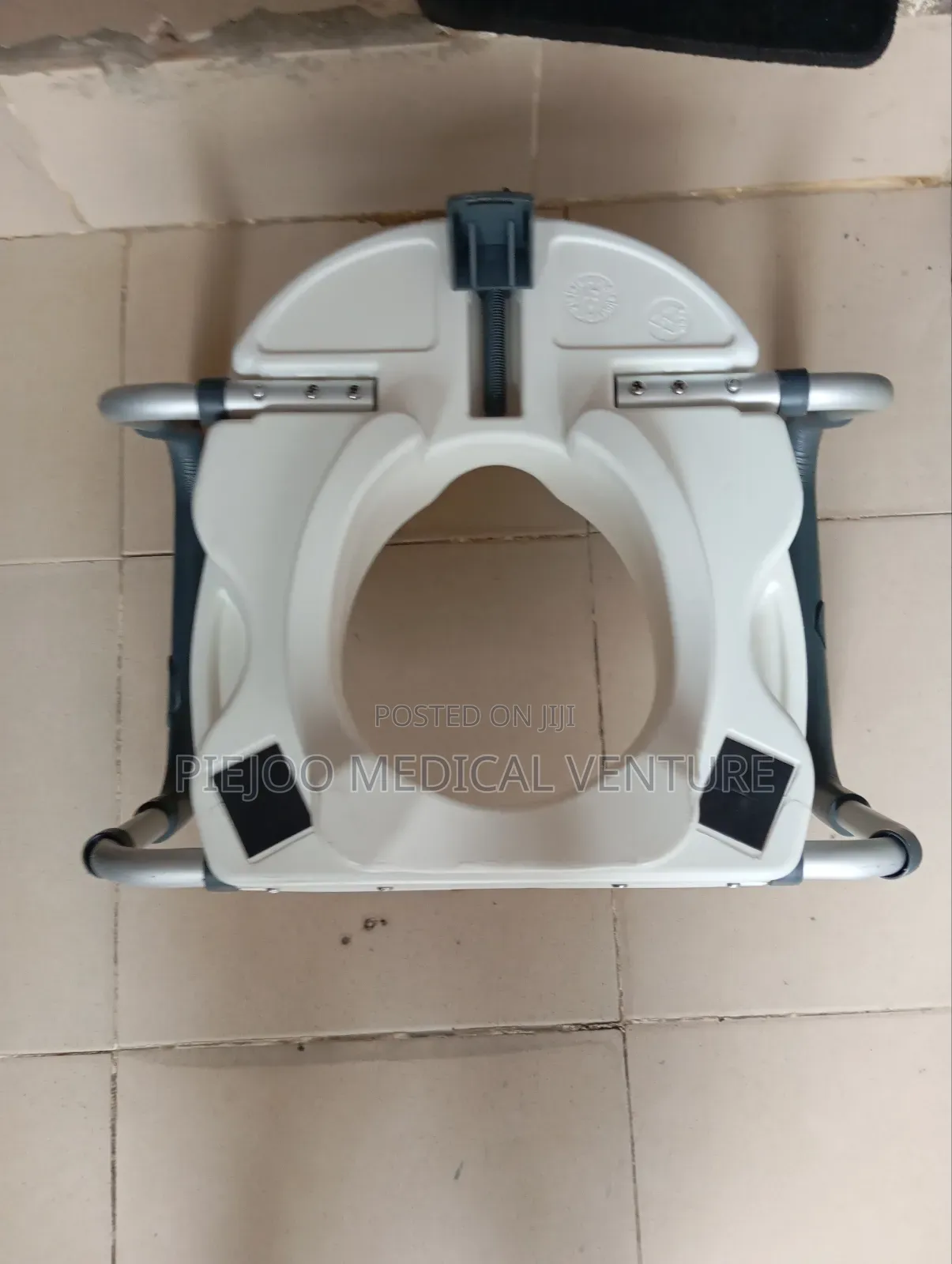 Toilet Raiser