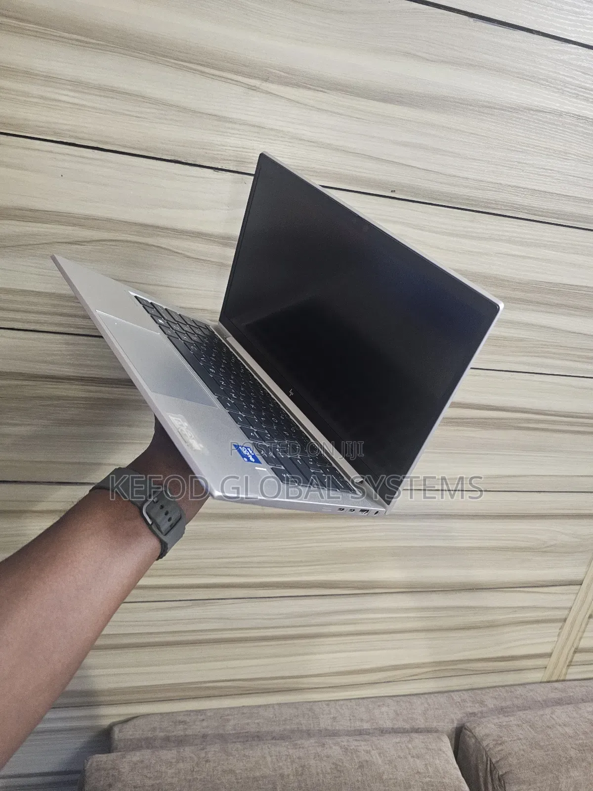 Laptop HP EliteBook 830 G8 8GB Intel Core I5 SSD 256GB