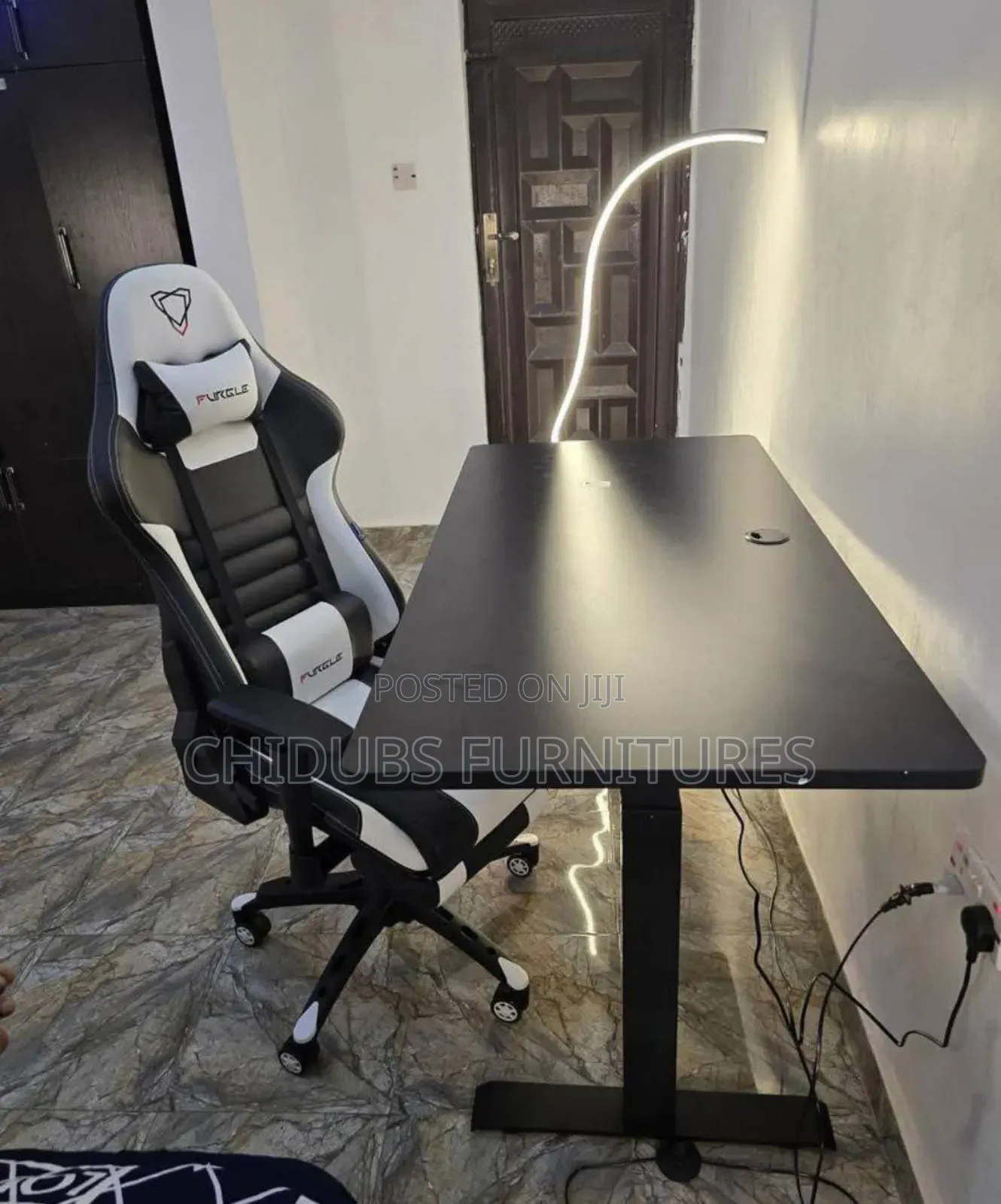 Luxury Adjustable Game Table and Chair