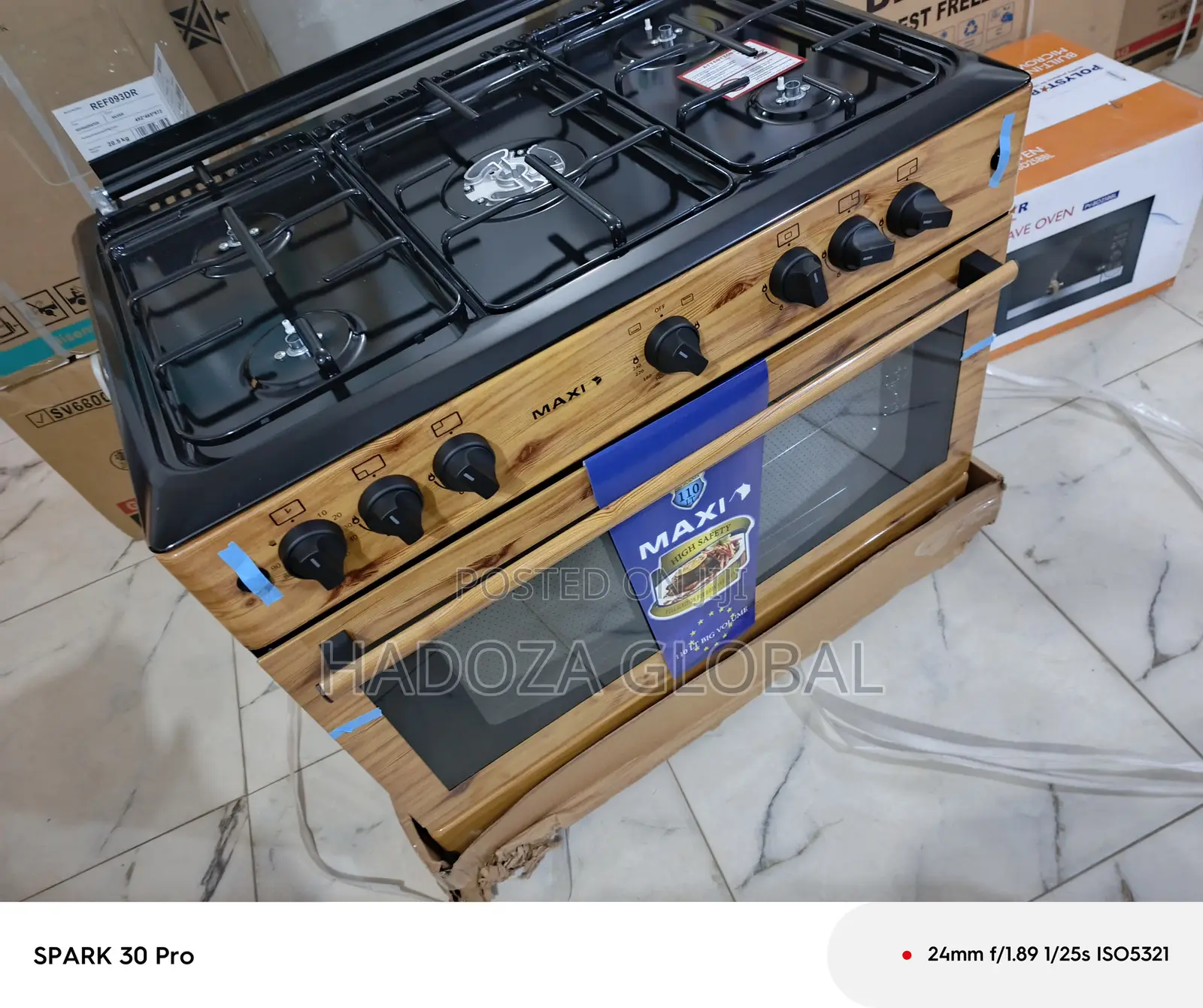 Maxi Gas Cooking Unit With Oven – Wood Finish - 5 Burners