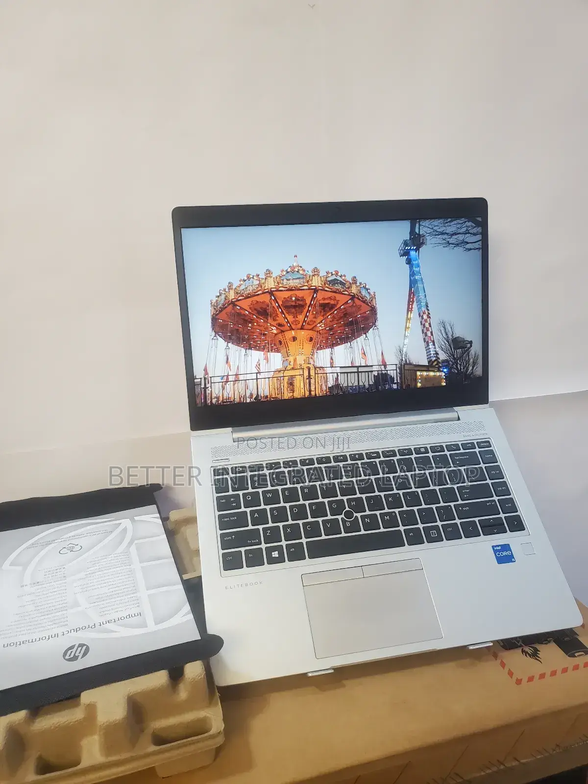 New Laptop HP EliteBook 8760W 16GB Intel Core I5 SSD 256GB