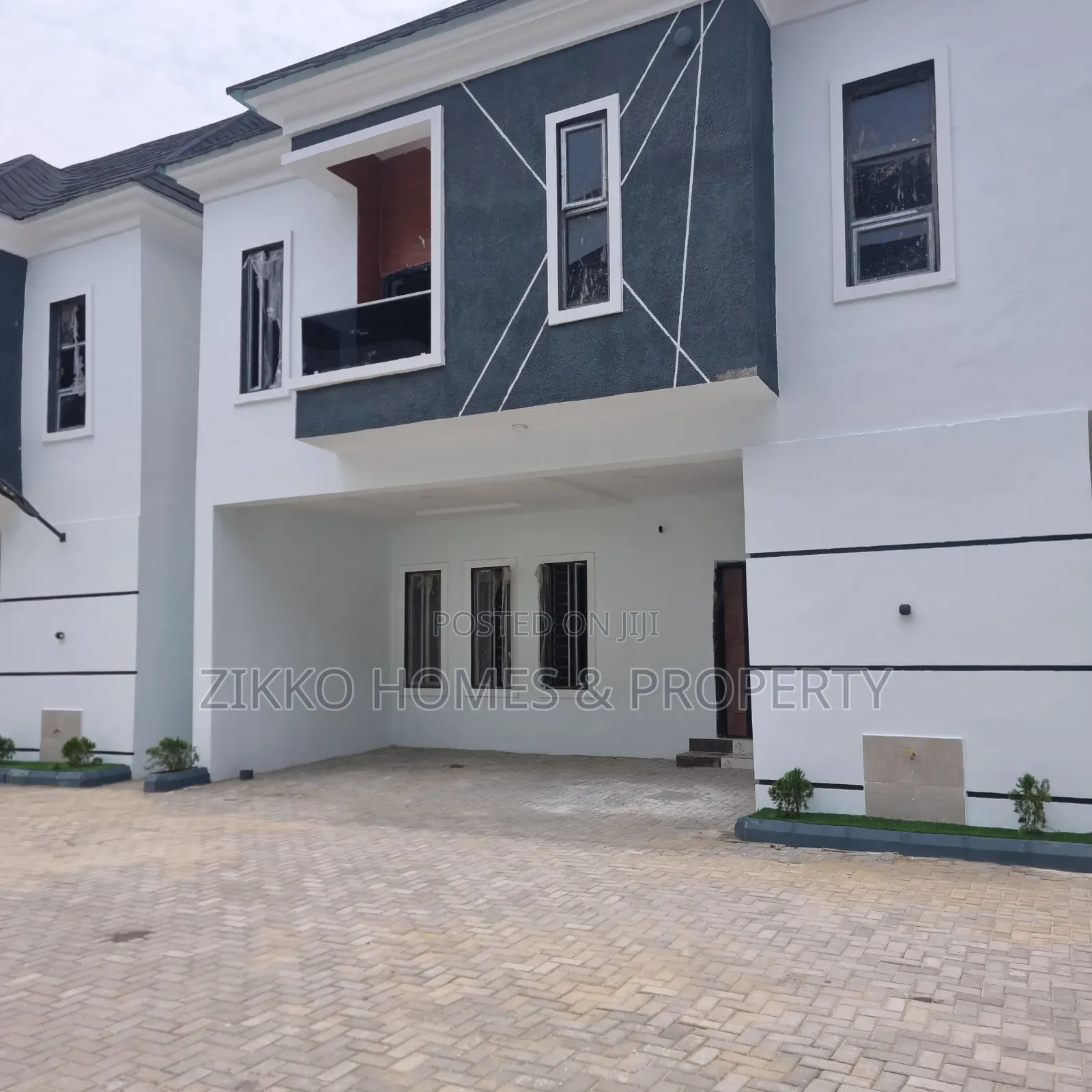 4bdrm Townhouse/Terrace in Ajah for sale