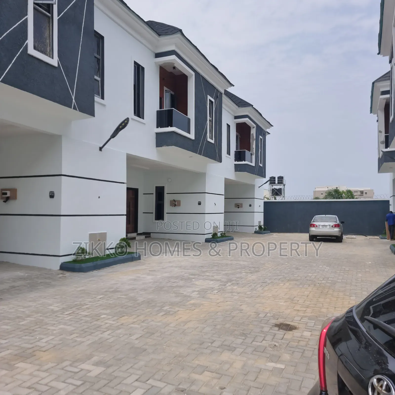4bdrm Townhouse/Terrace in Ajah for sale