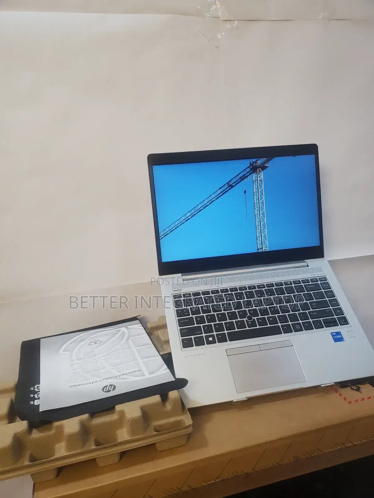 New Laptop HP EliteBook 8760W 8GB Intel Core i5 SSD 512GB