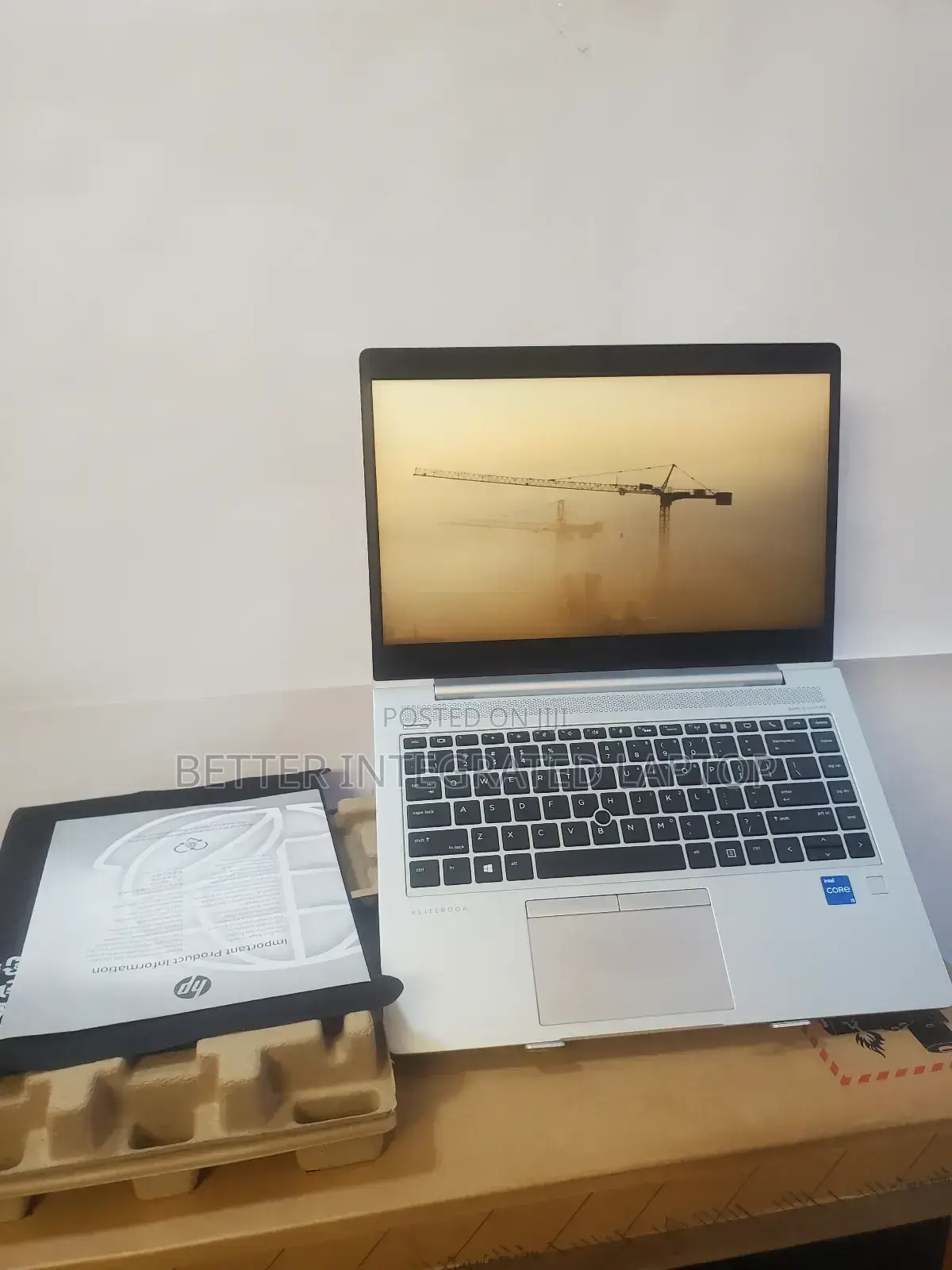 New Laptop HP EliteBook 8760W 8GB Intel Core i5 SSD 512GB