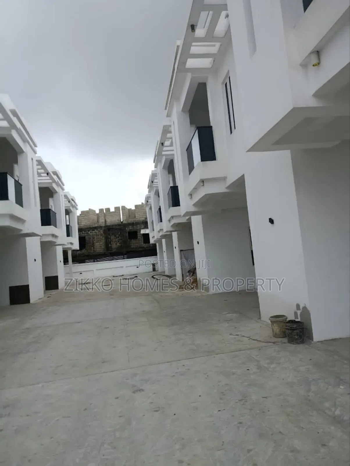 4bdrm Townhouse/Terrace in Ajah for sale