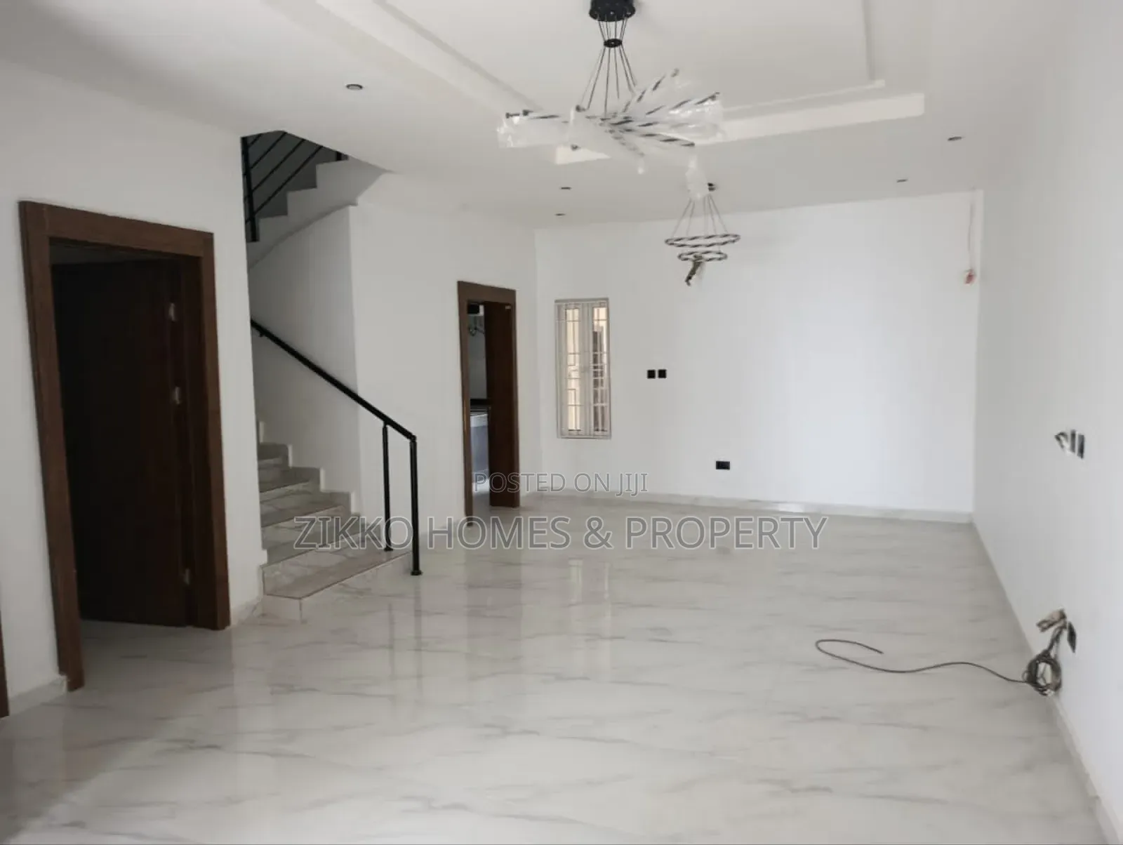 4bdrm Townhouse/Terrace in Ajah for sale