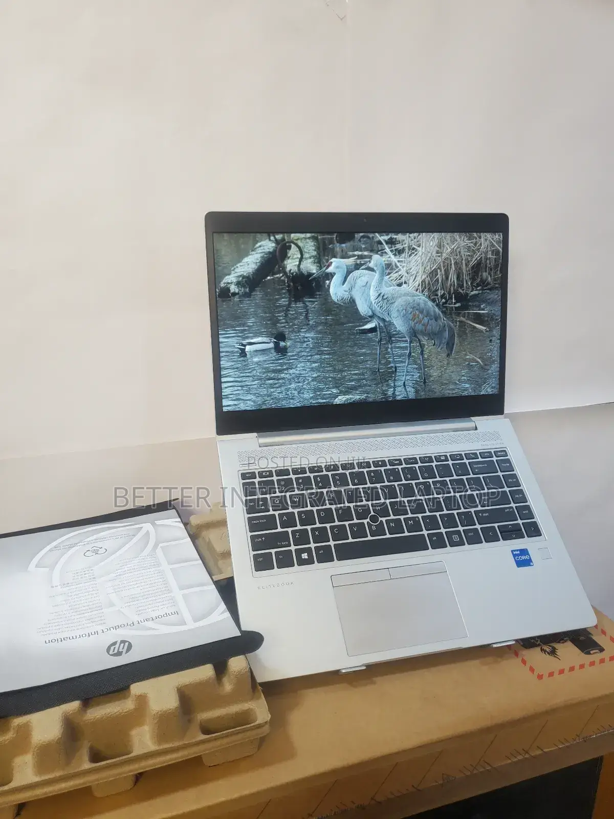 New Laptop HP EliteBook 8760W 12GB Intel Core I5 SSD 512GB