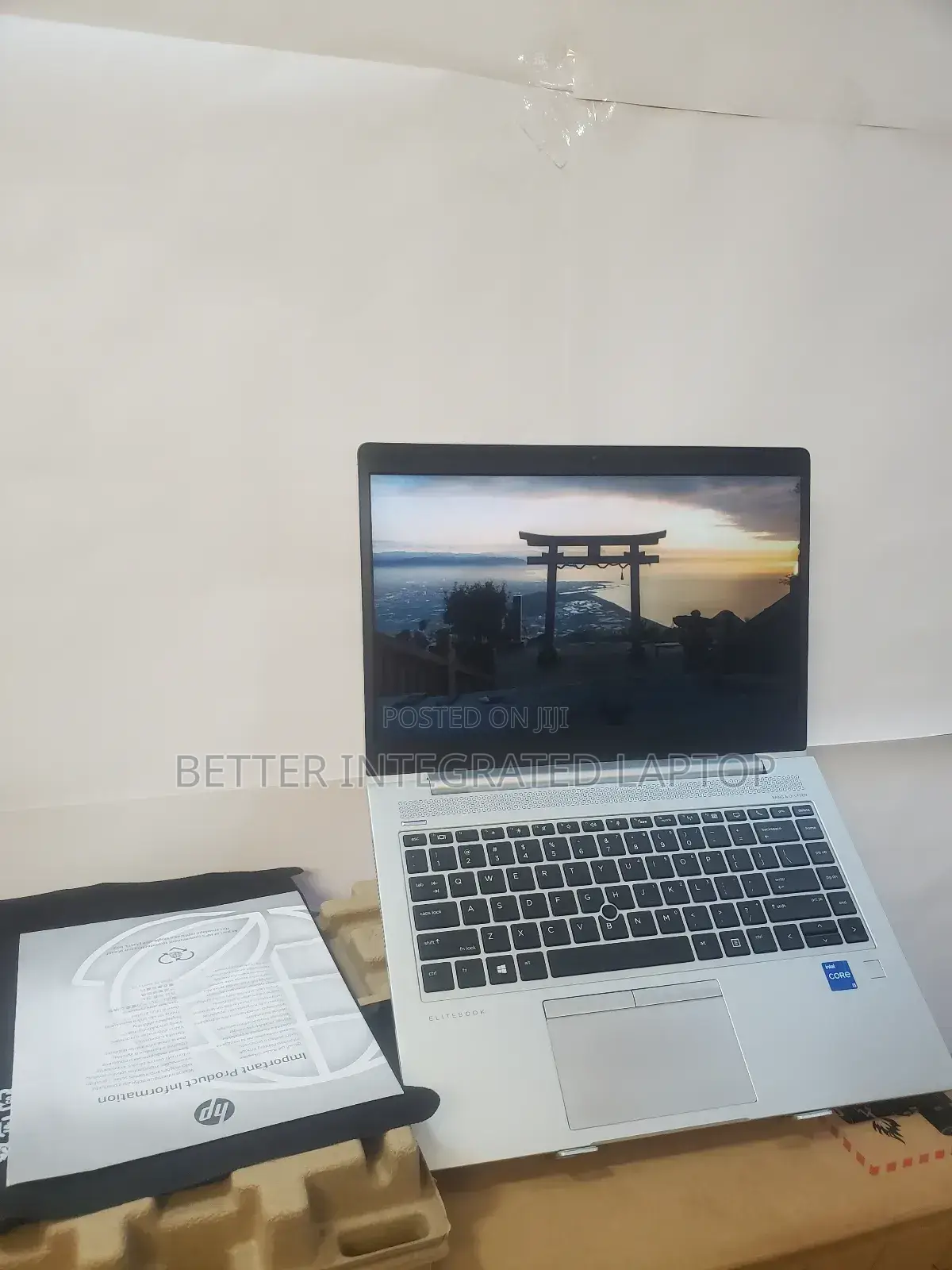 New Laptop HP EliteBook 8760W 32GB Intel Core i5 SSD 512GB