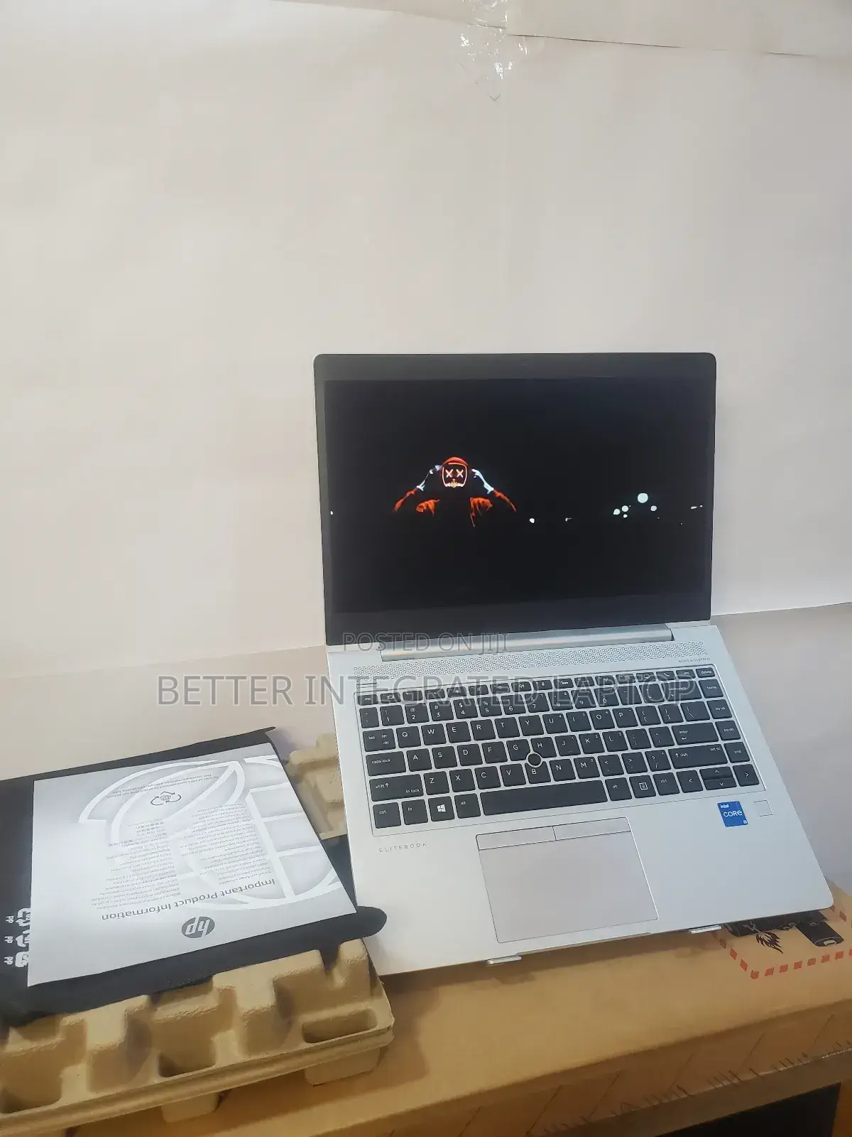 New Laptop HP EliteBook 8760W 12GB Intel Core i5 SSD 1T