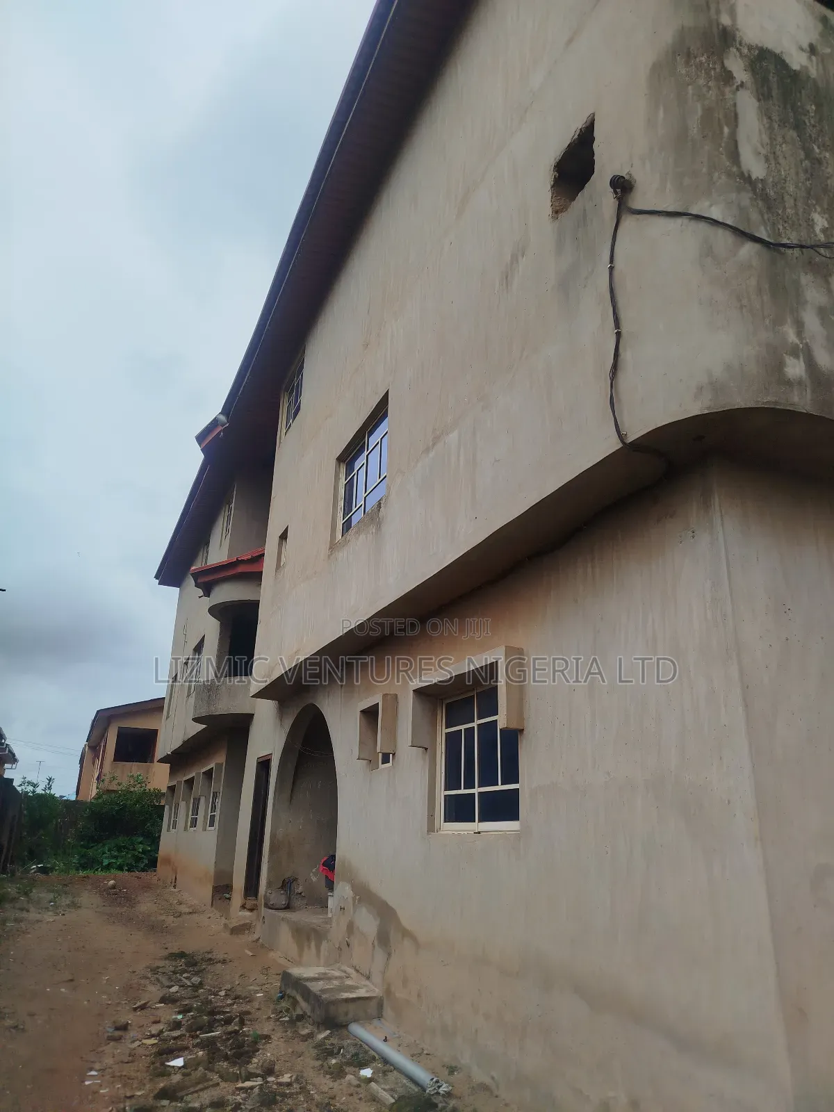4bdrm Block of Flats in Manna Cola Estate, Ajegunle for sale