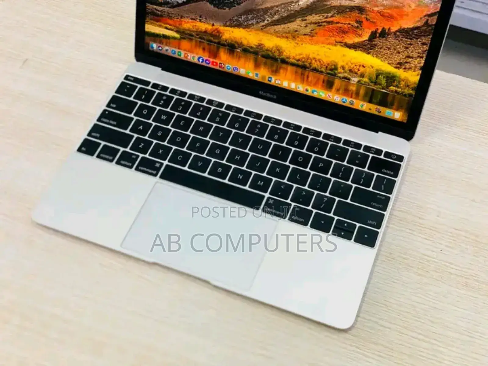 Laptop Apple MacBook 2015 8GB Intel Core M SSD 256GB
