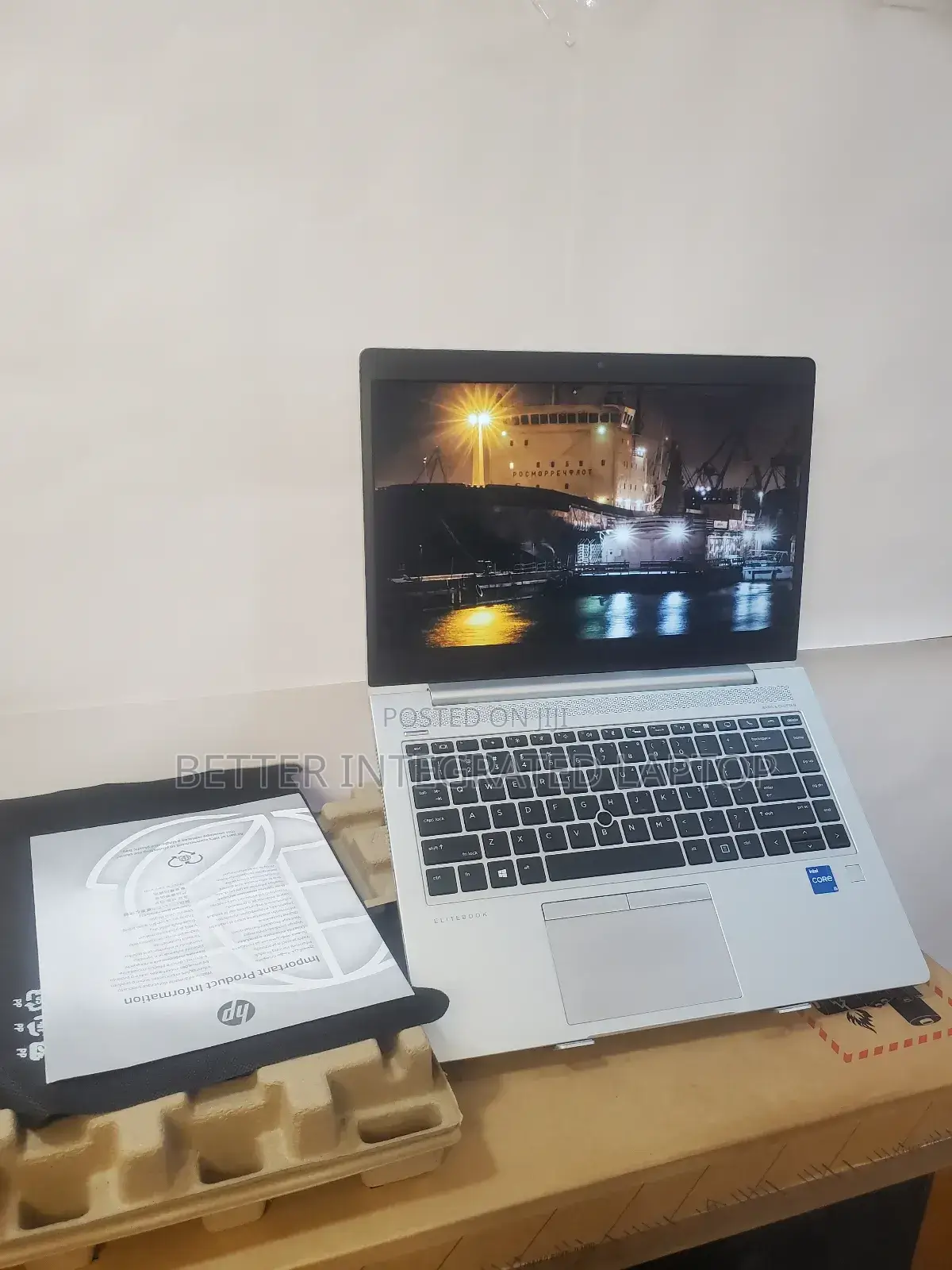 New Laptop HP EliteBook 8770W 12GB Intel Core I5 SSD 512GB