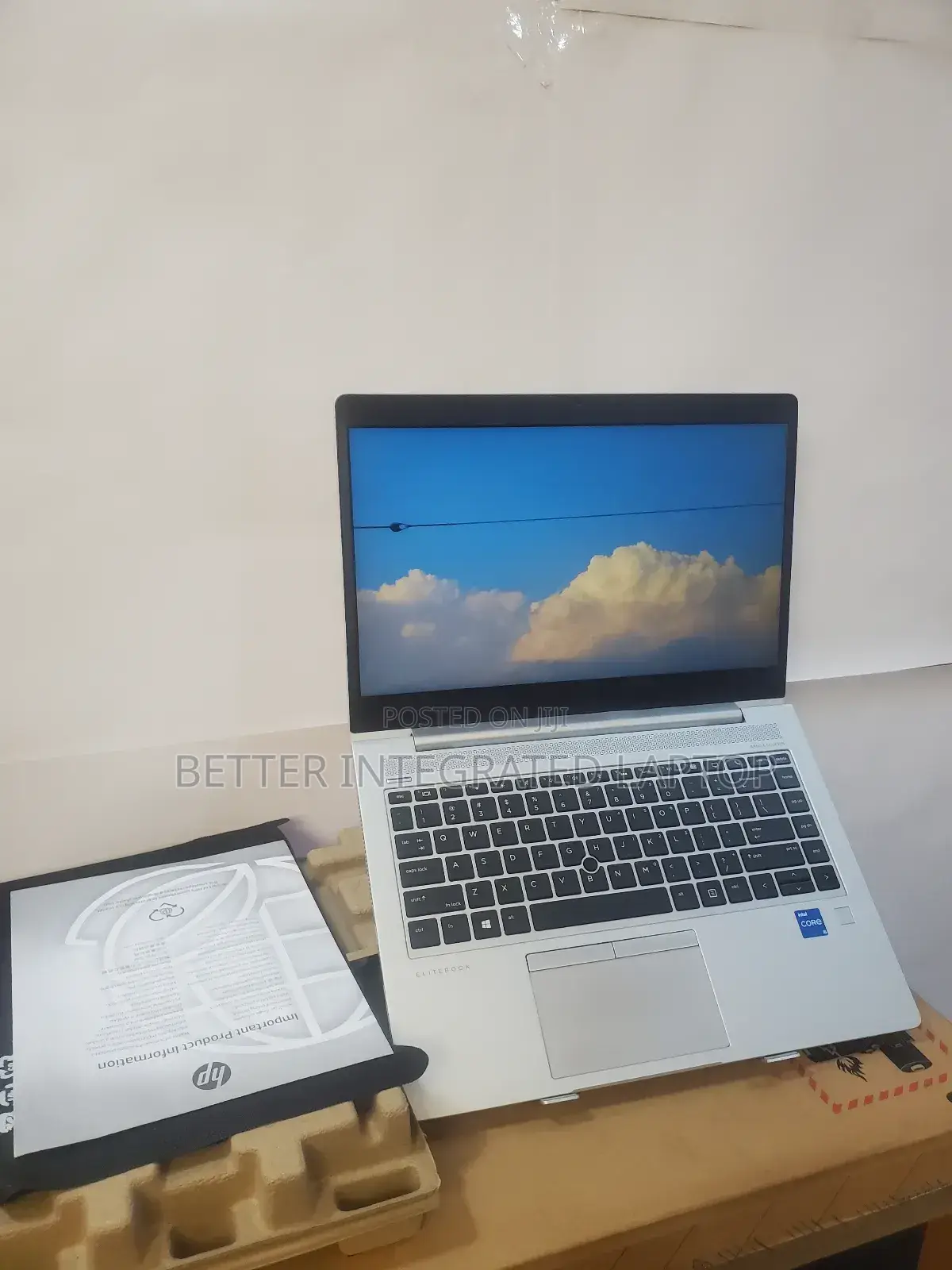 New Laptop HP EliteBook 8770W 12GB Intel Core I5 SSD 512GB