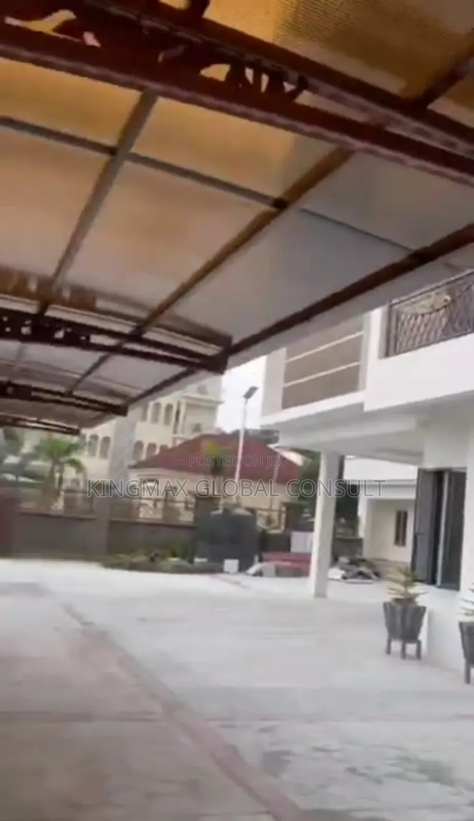 7bdrm Duplex in Utako Abuja for sale