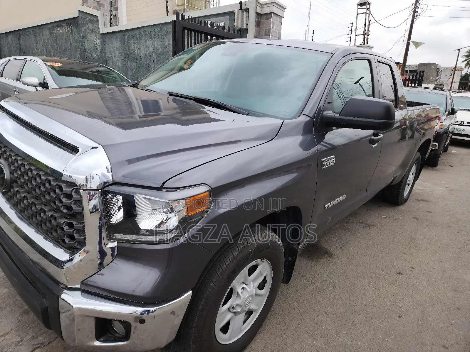 Toyota Tundra 2022 Gray