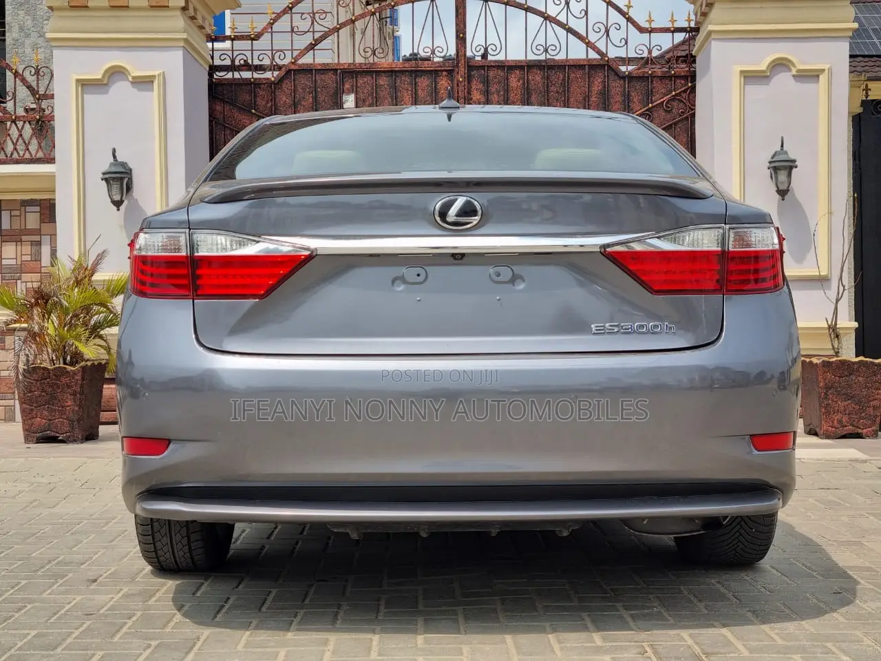 Lexus ES 2013 Gray