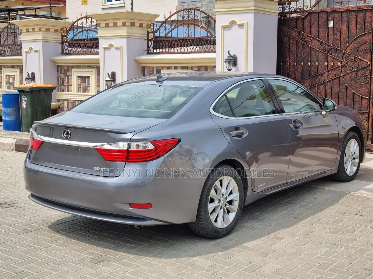 Lexus ES 2013 Gray