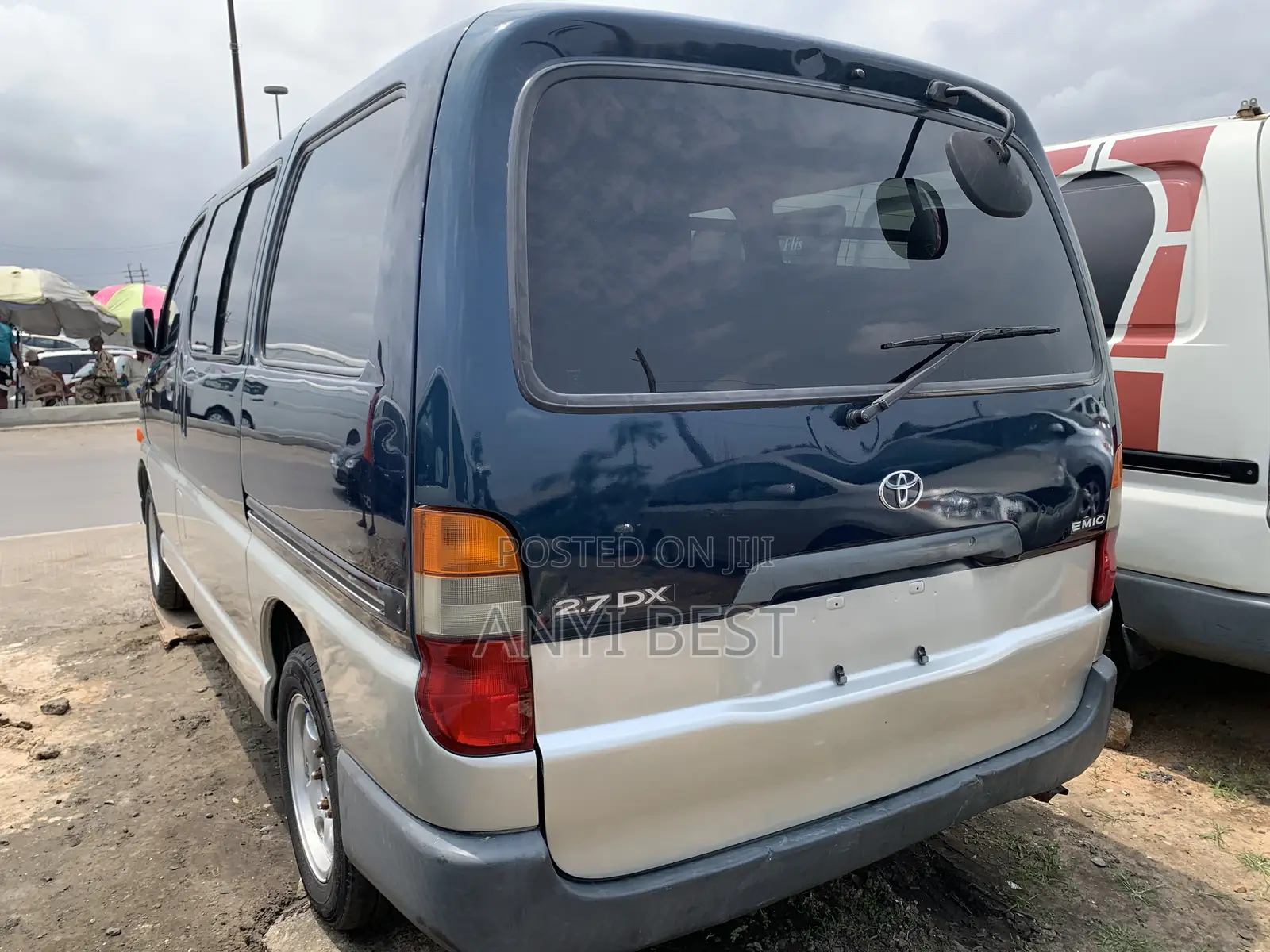 Toyota Grand HiAce 2005 Blue