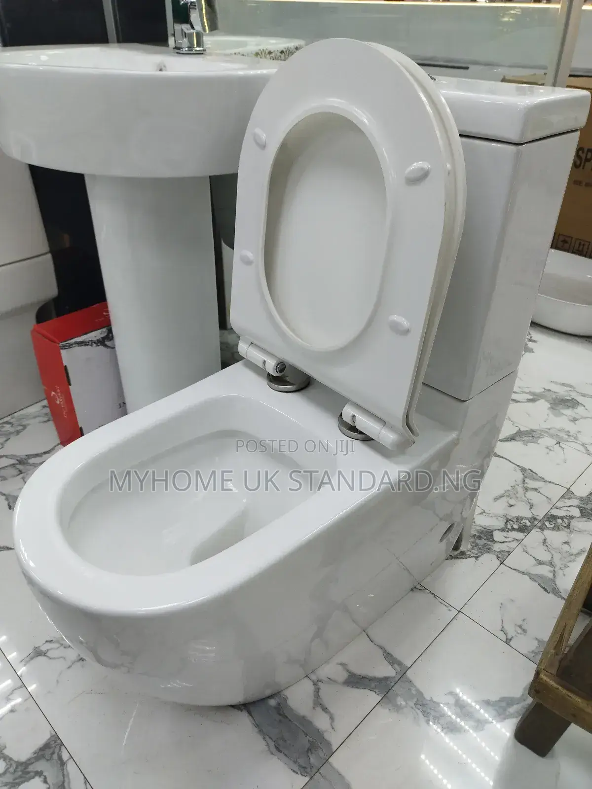 Executive England Wc With Basin