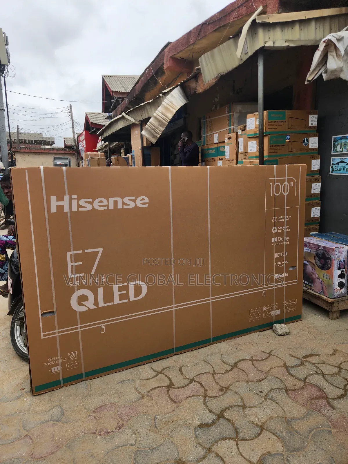 100inches Hisense E7 Gled Smart Television