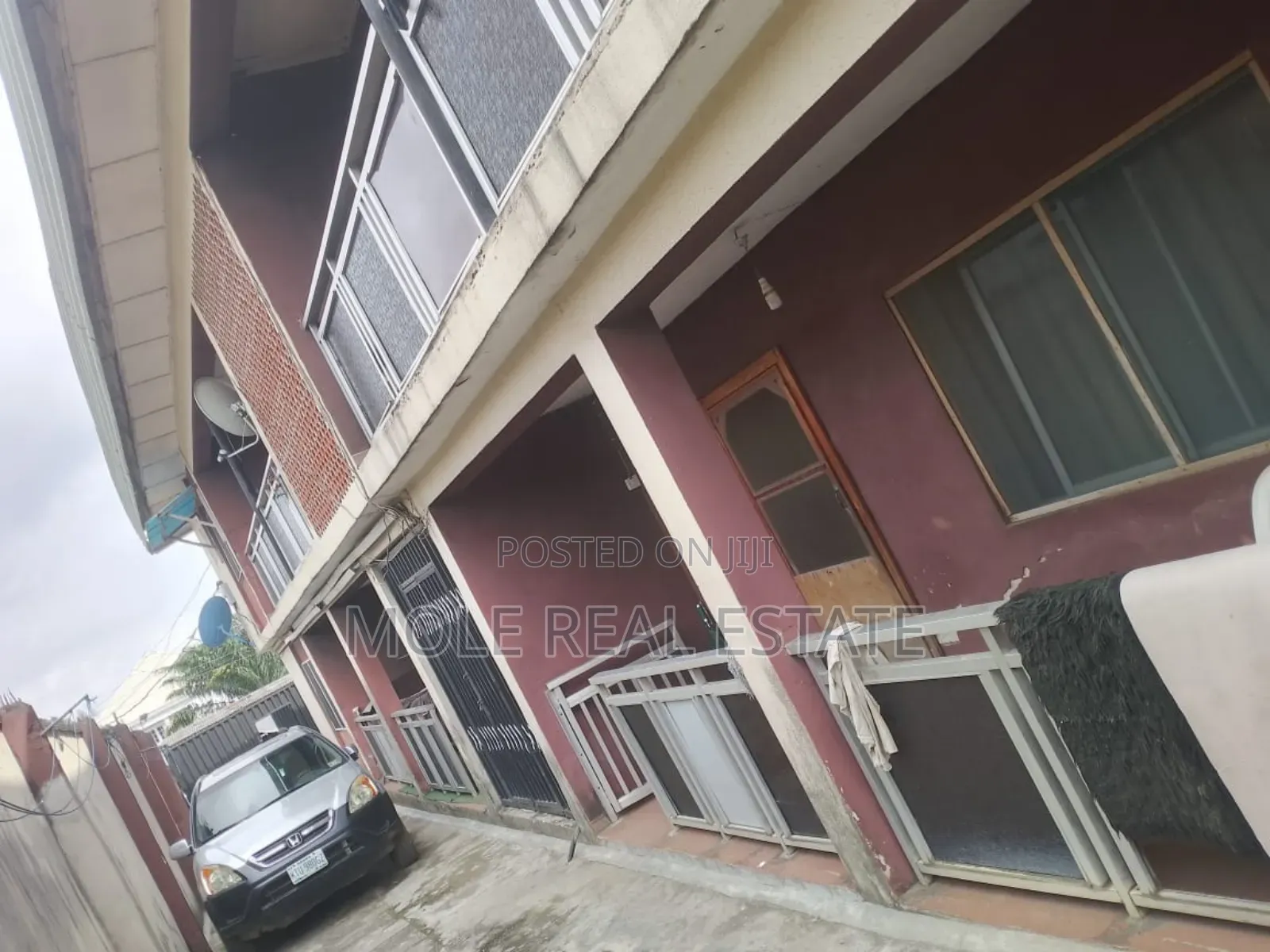 3bdrm Block of Flats in Akowonjo, Egbeda / Egbeda for sale