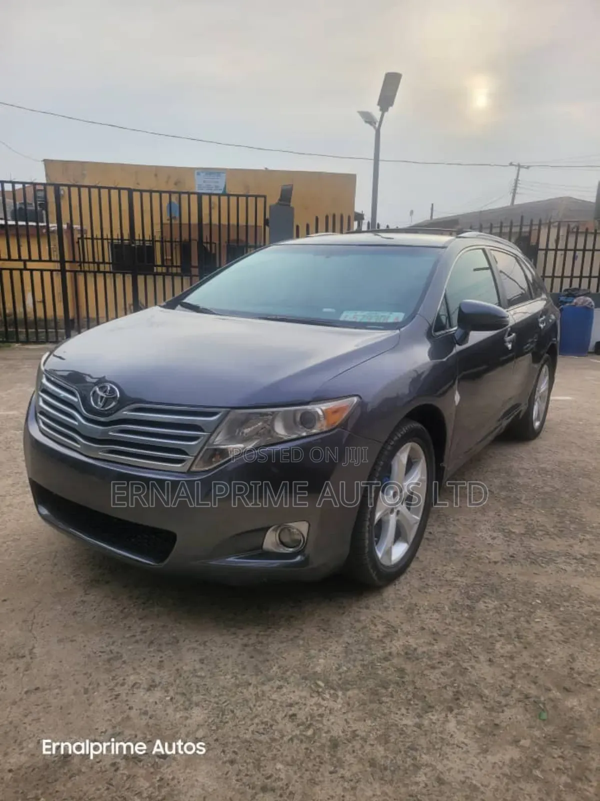 Toyota Venza V6 2010 Gray