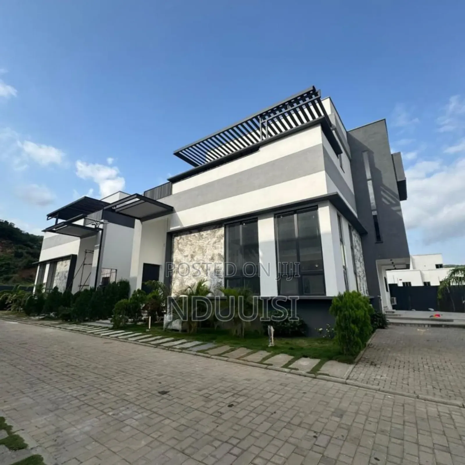 5bdrm Duplex in Katampe Extension for sale