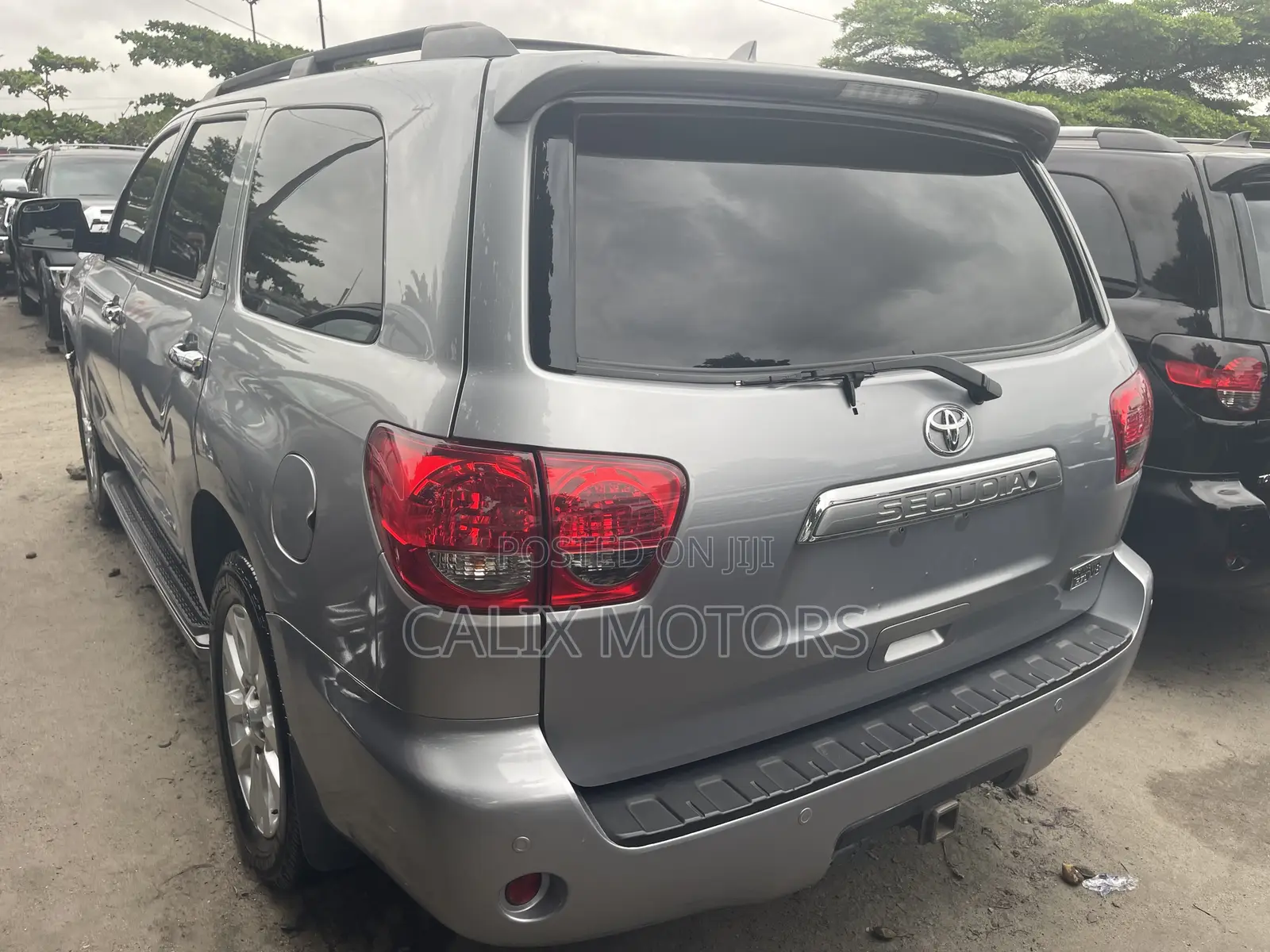 Toyota Sequoia 2016 Gray