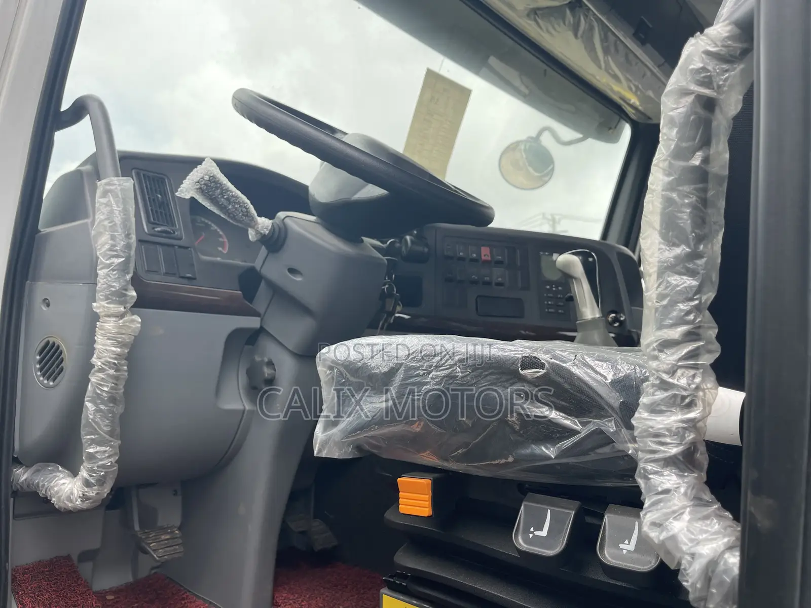 Brand New Howo Tractor Head.