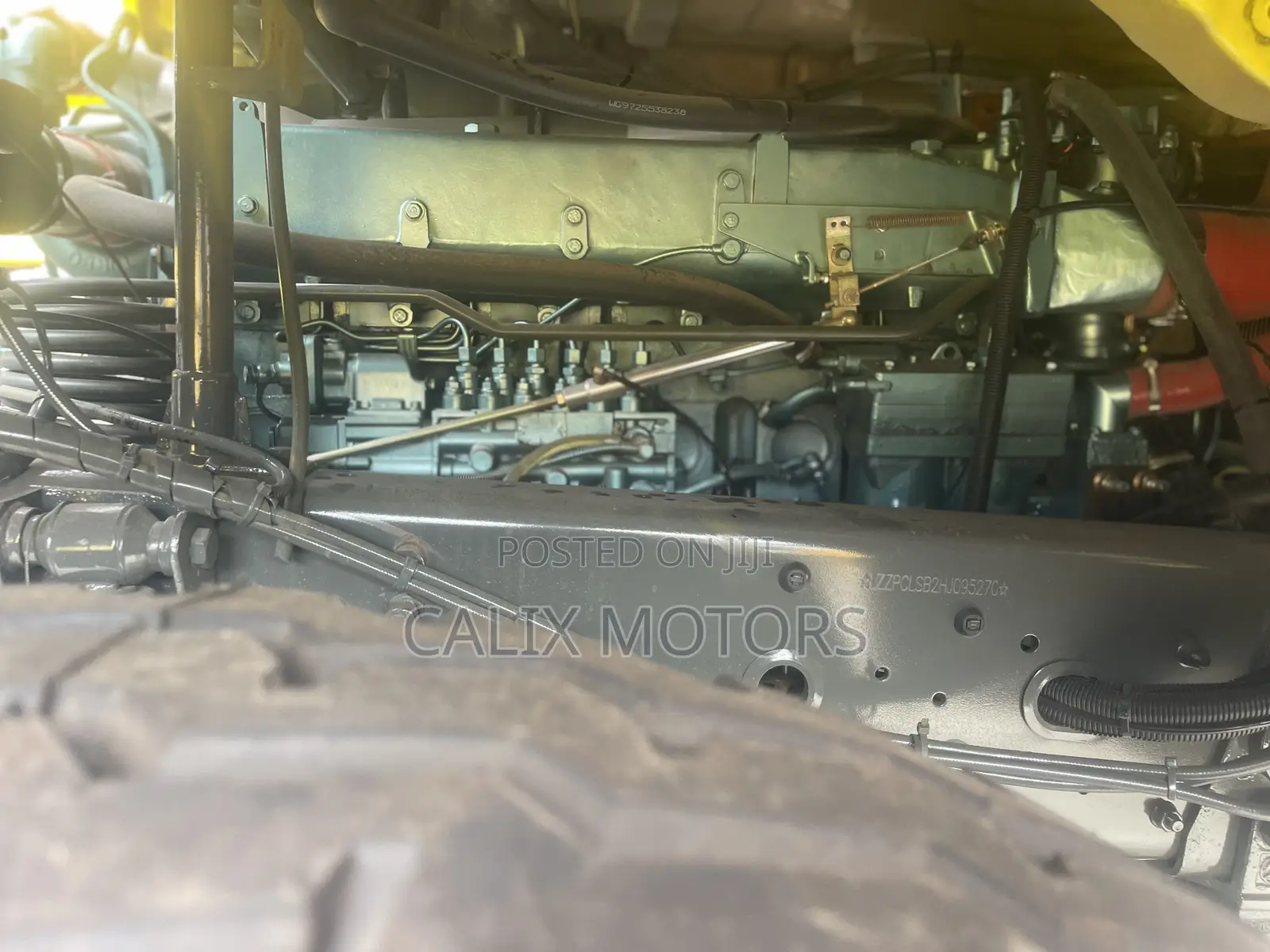 Foreign Used Howo Tractor Head 371hp 2023 Yellow
