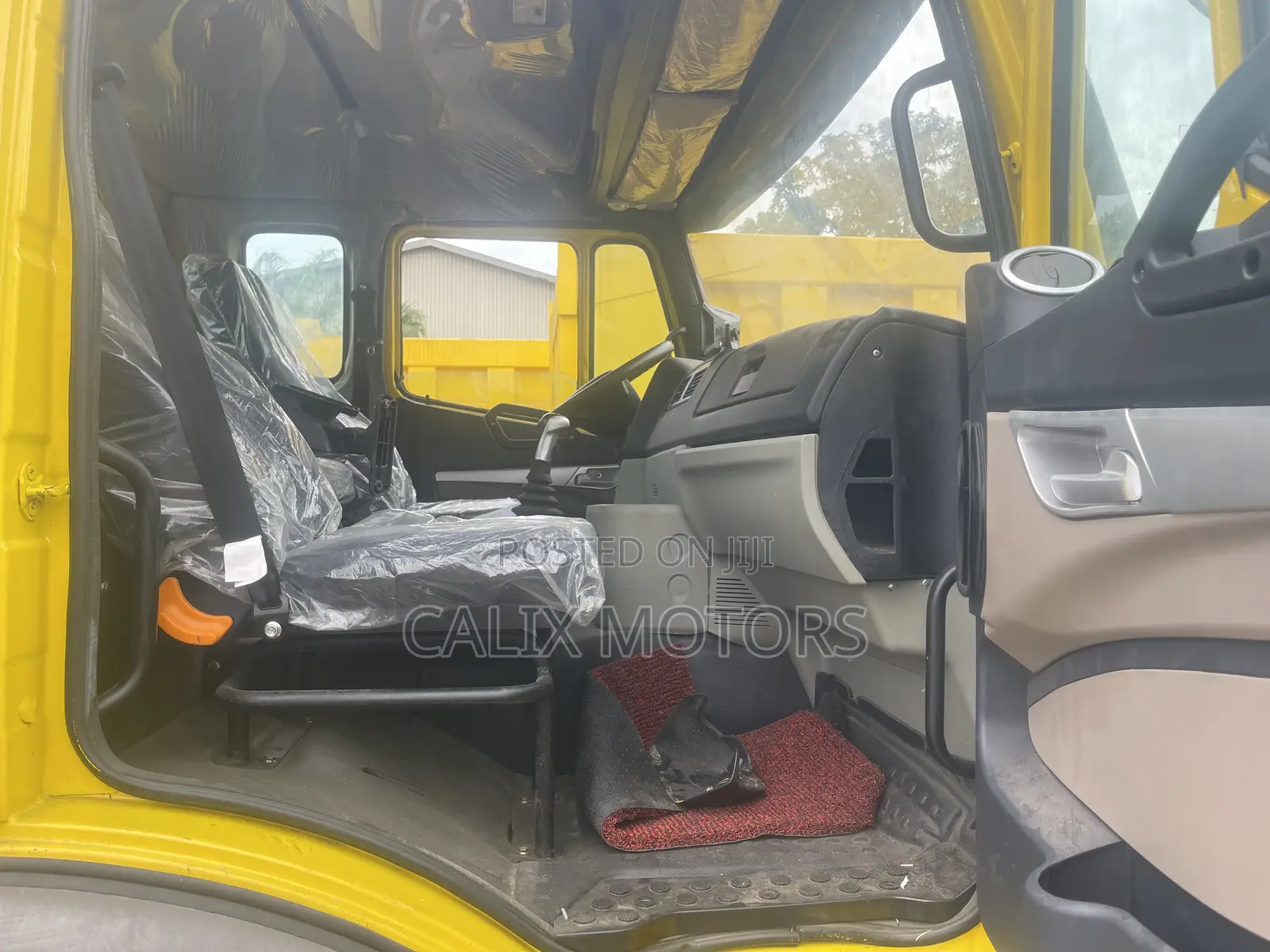 Foreign Used Howo Truck Tractor Head (Covid- 19) 371hp.