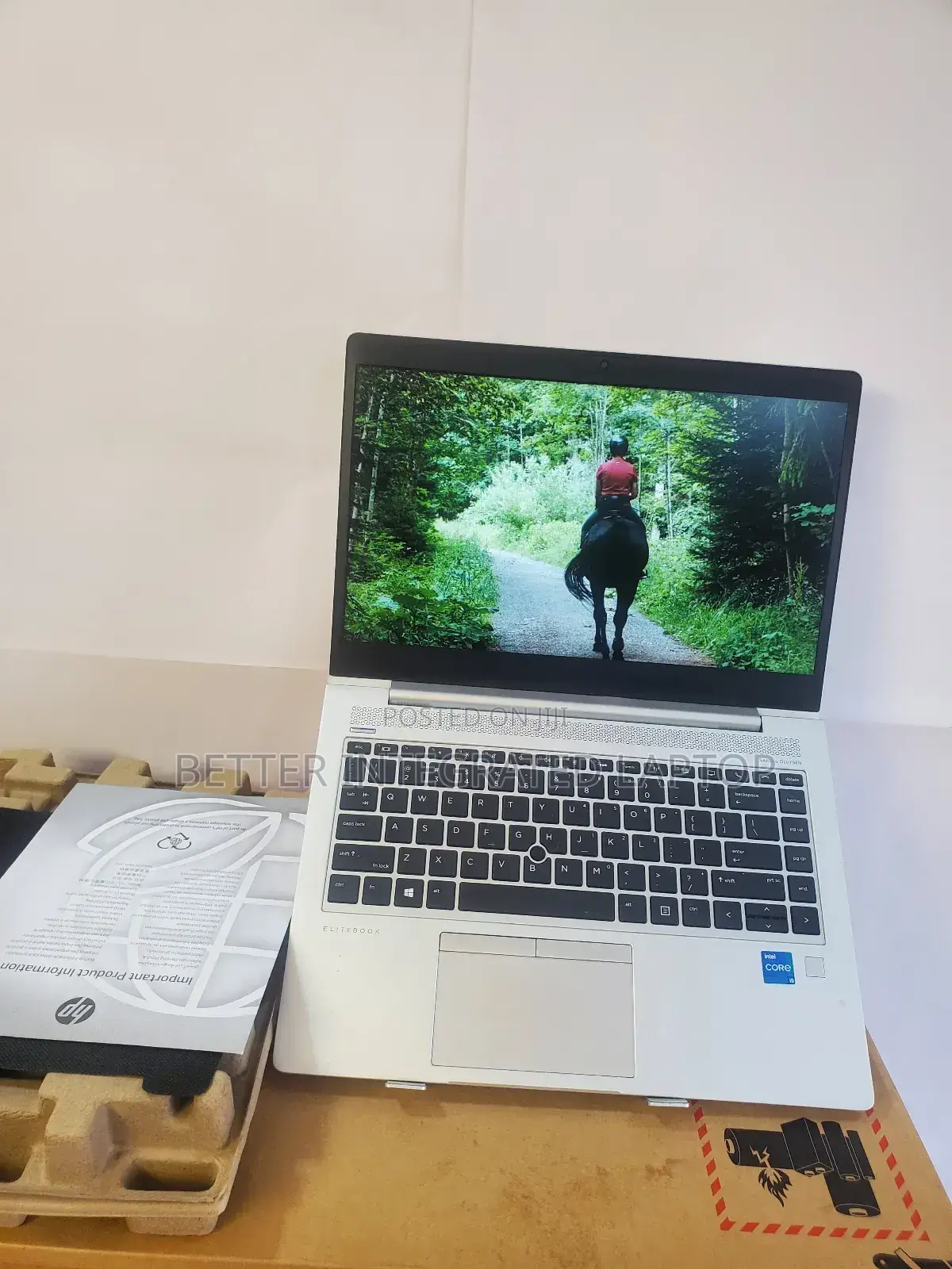 New Laptop HP EliteBook 735 G5 12GB Intel Core I5 SSD 256GB