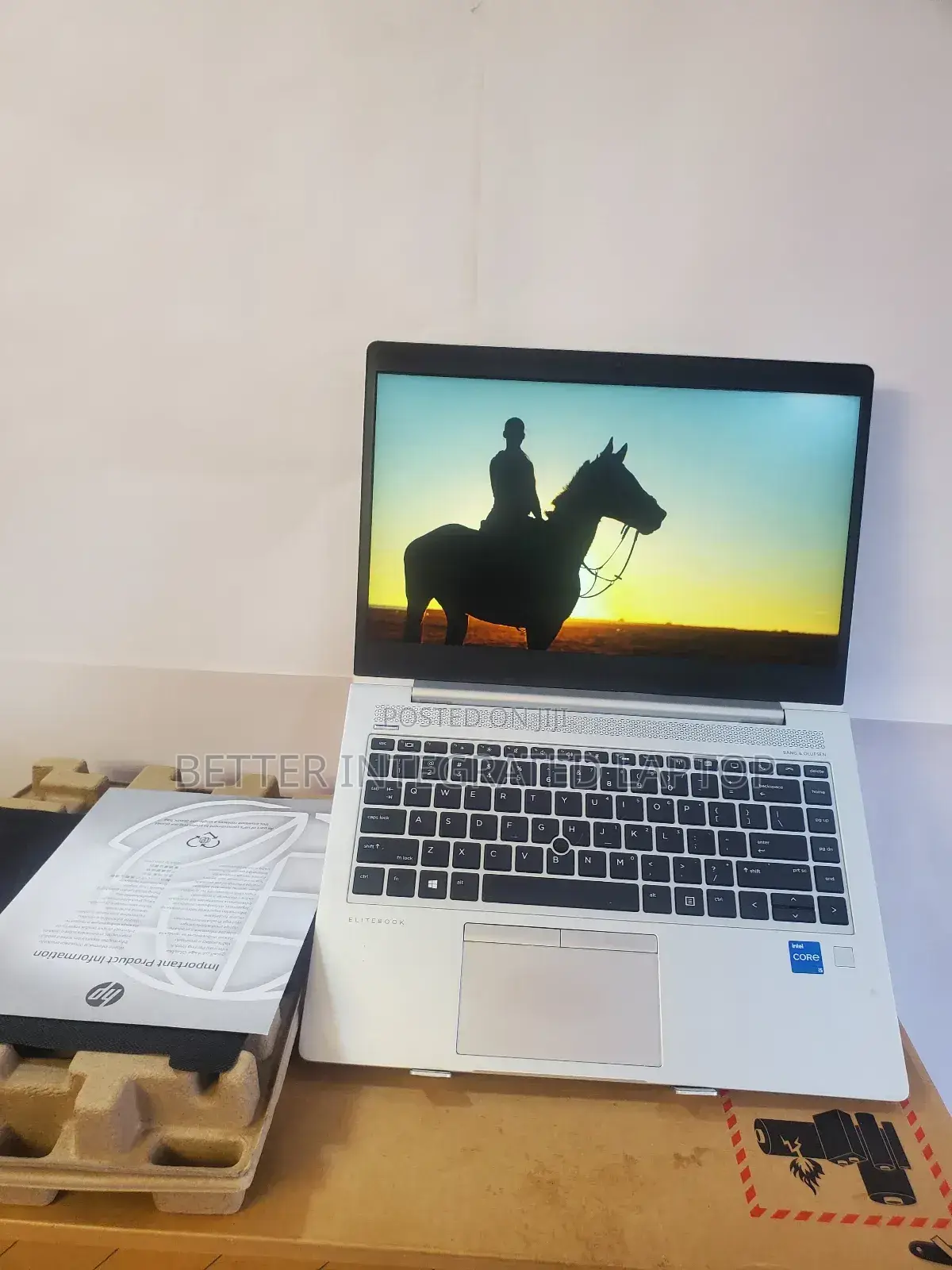 New Laptop HP EliteBook 735 G5 8GB Intel Core i5 SSD 1T
